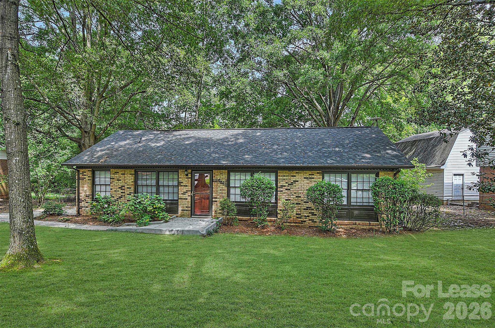 218 Clearbrook Road