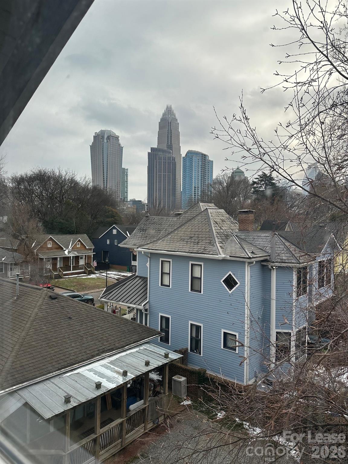 407 W 9th Street Unit: B