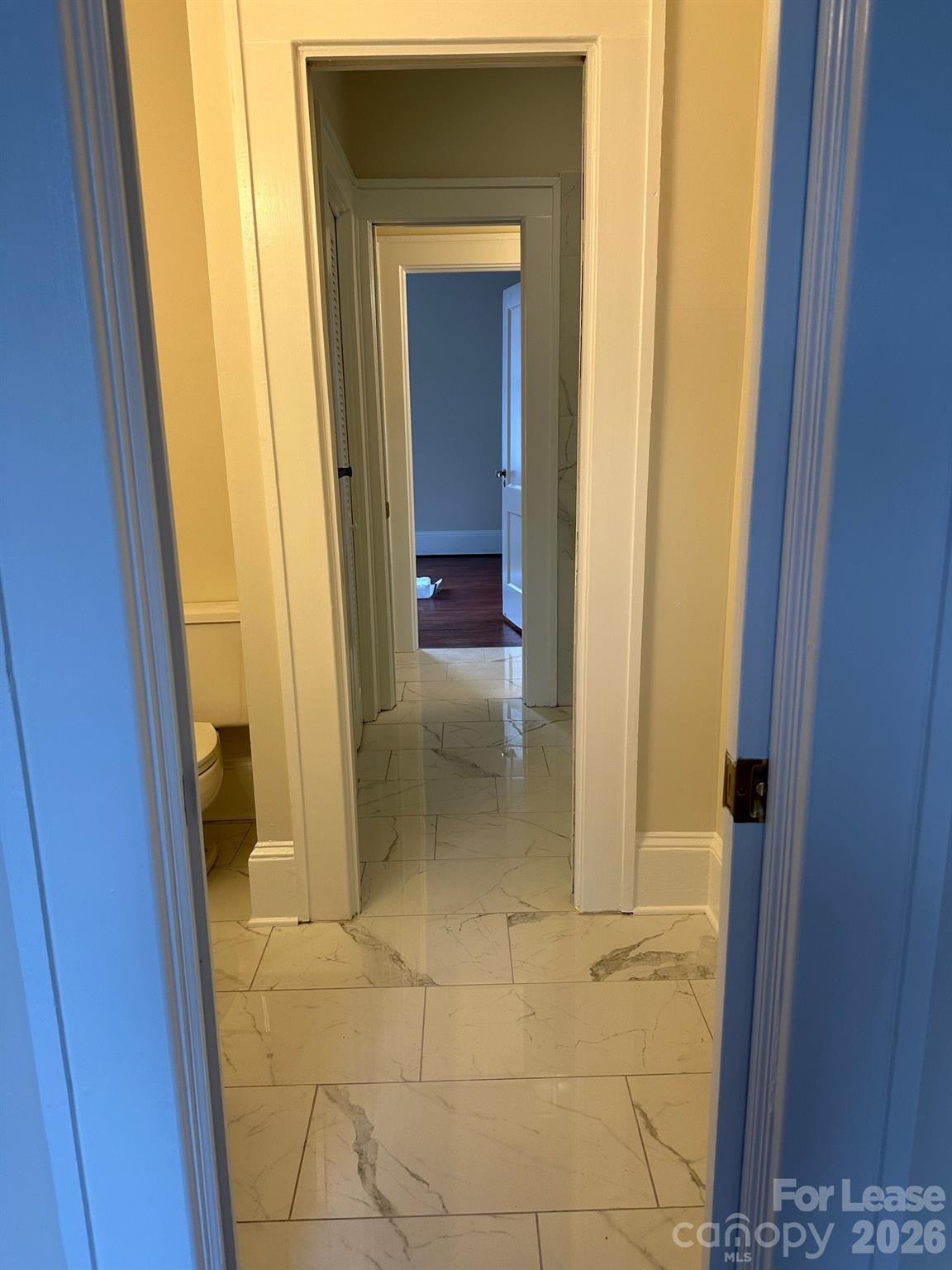 407 W 9th Street Unit: B