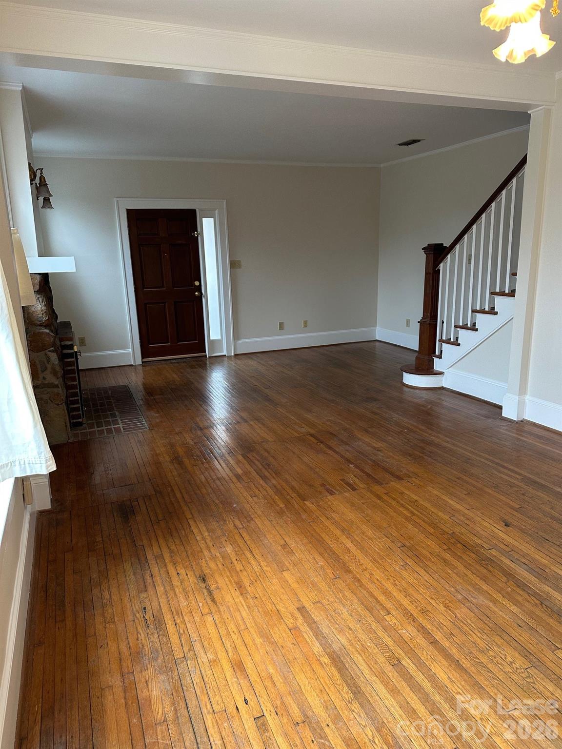 407 W 9th Street Unit: B