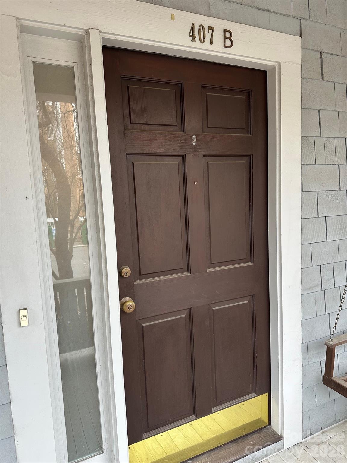 407 W 9th Street Unit: B