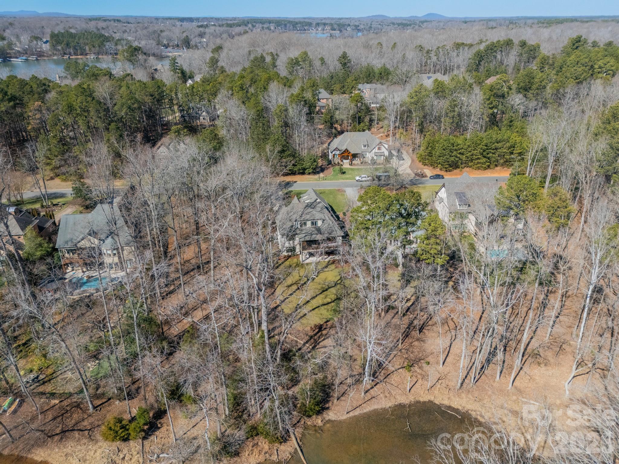 1521 Reflection Pointe Boulevard