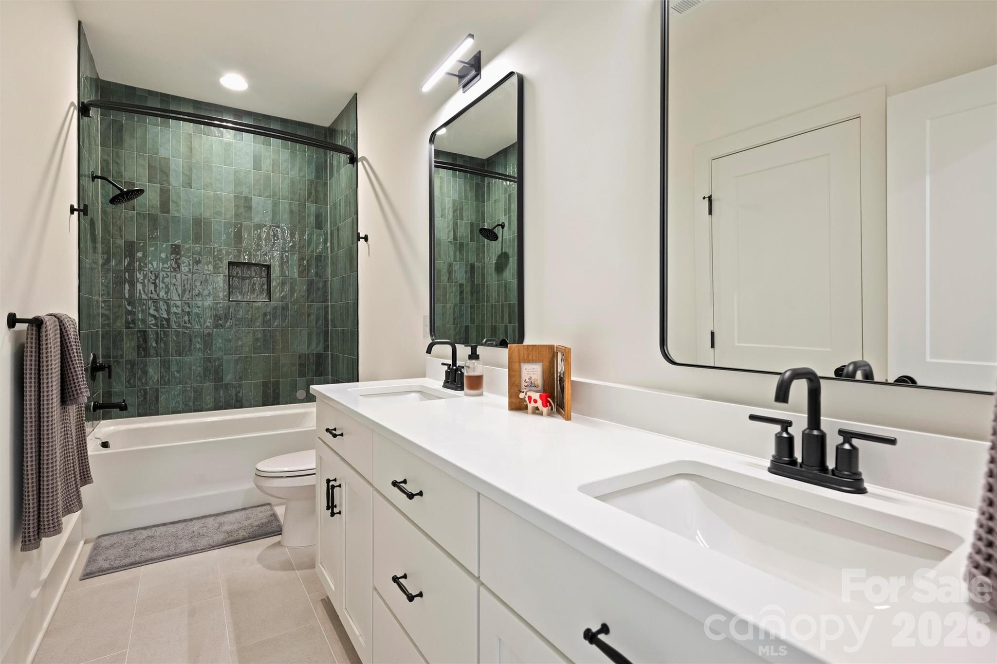 1521 Reflection Pointe Boulevard