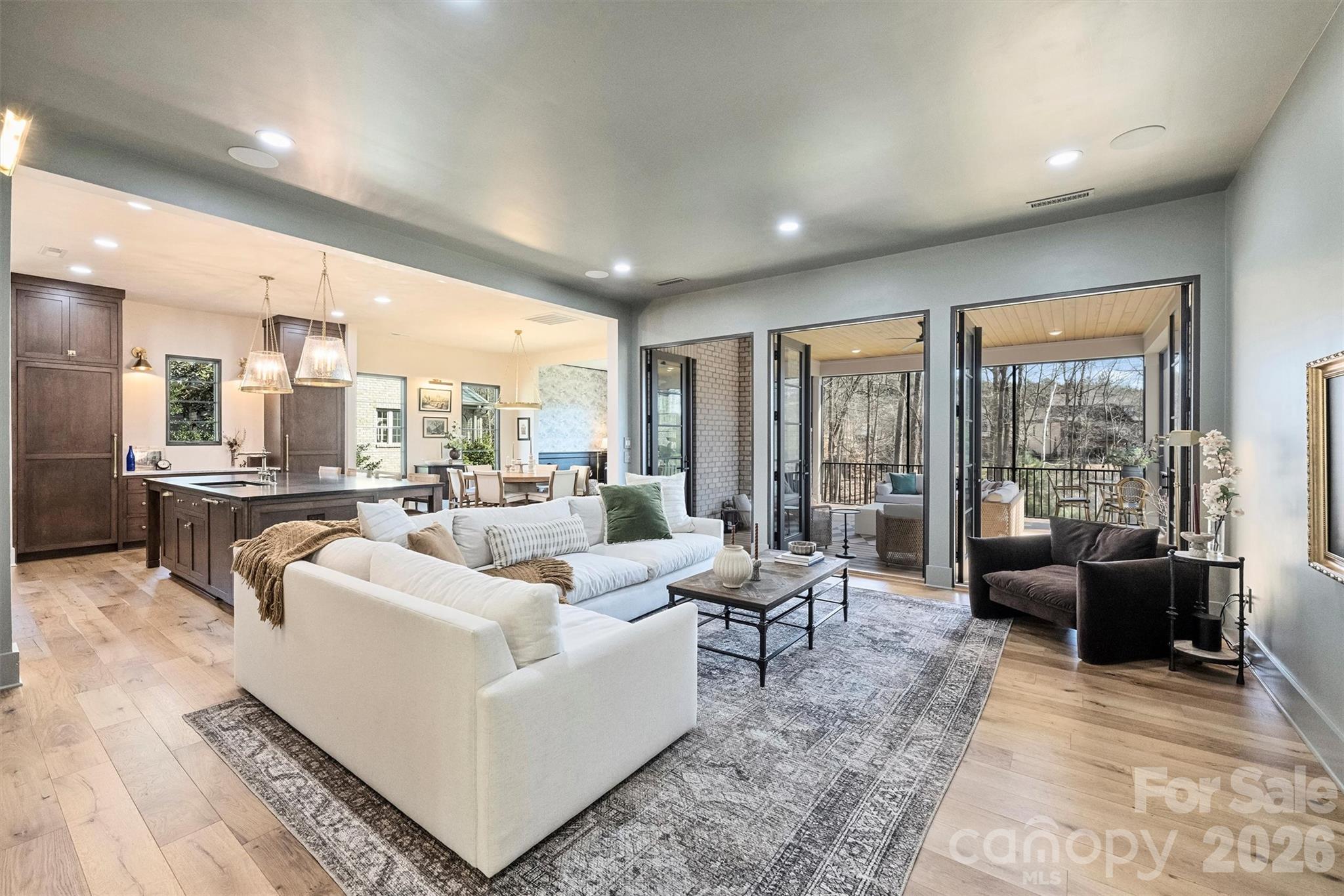 1521 Reflection Pointe Boulevard