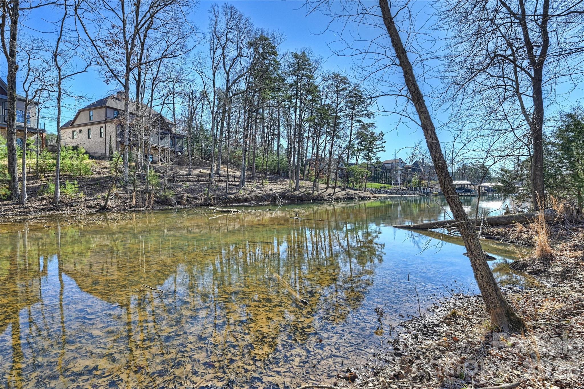 1521 Reflection Pointe Boulevard