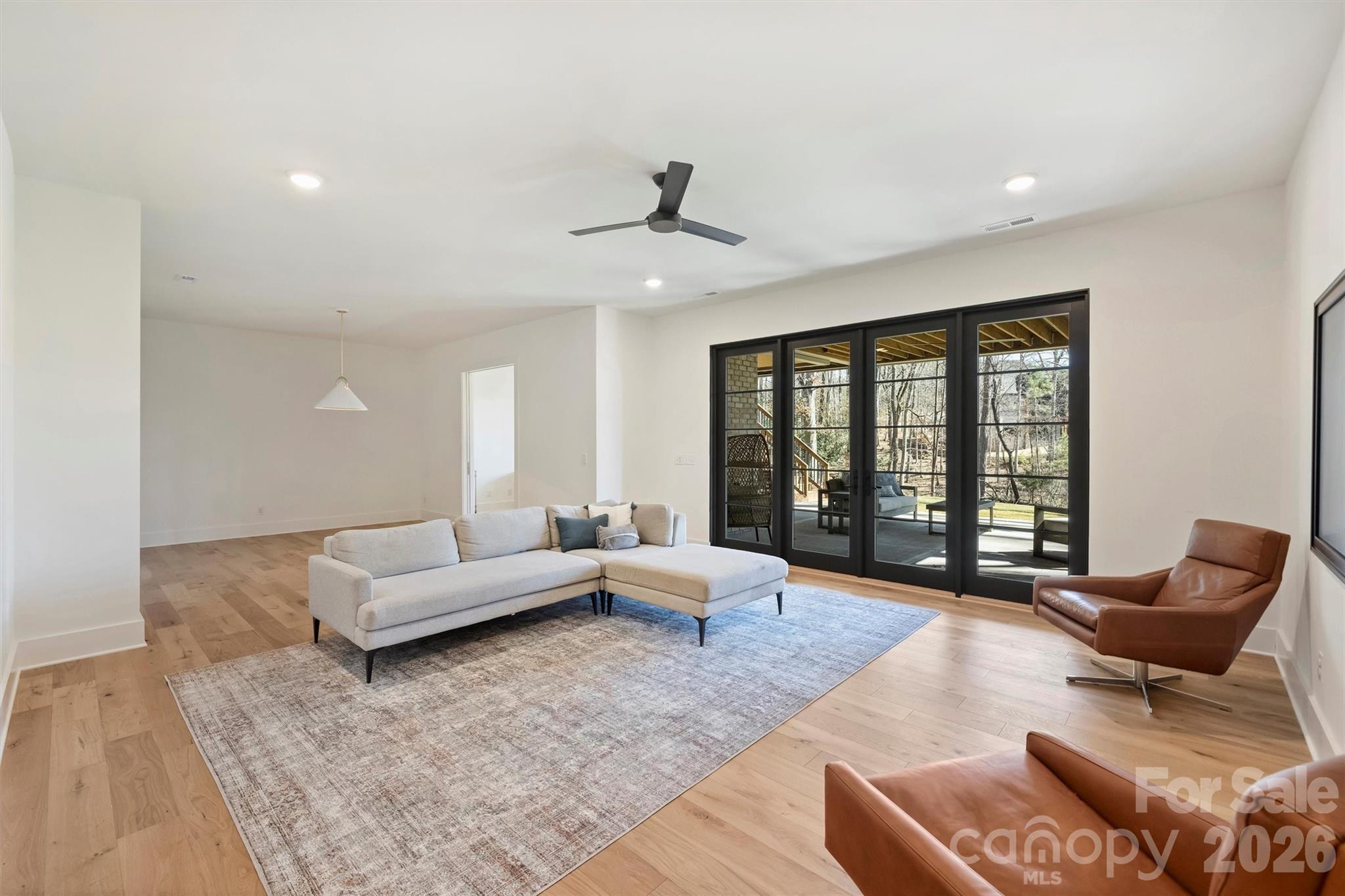 1521 Reflection Pointe Boulevard