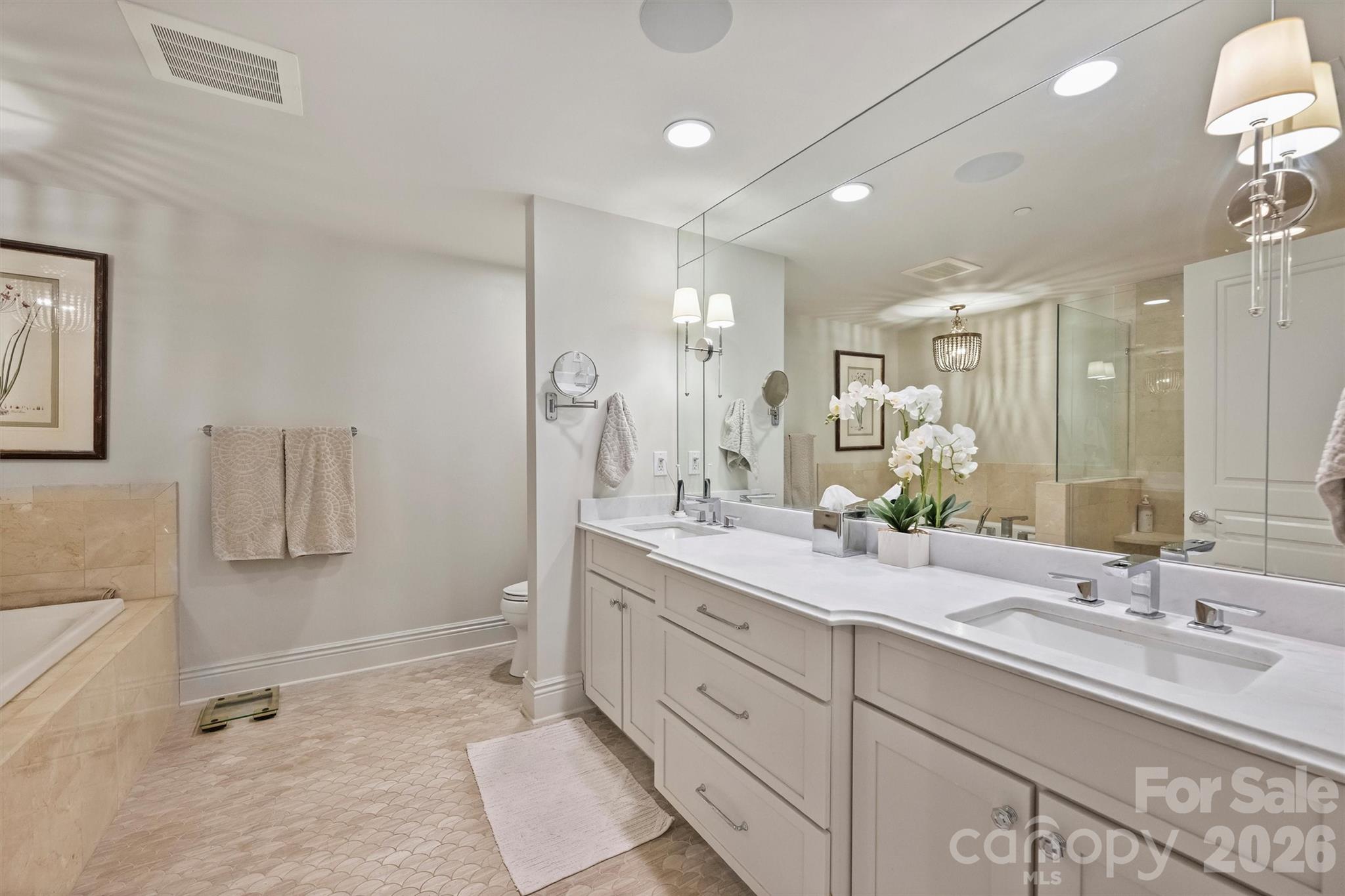 520 E Martin Luther King Jr Boulevard Unit: 701