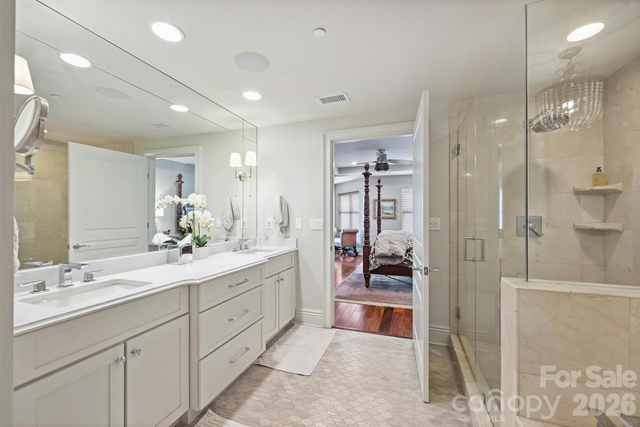 520 E Martin Luther King Jr Boulevard Unit: 701