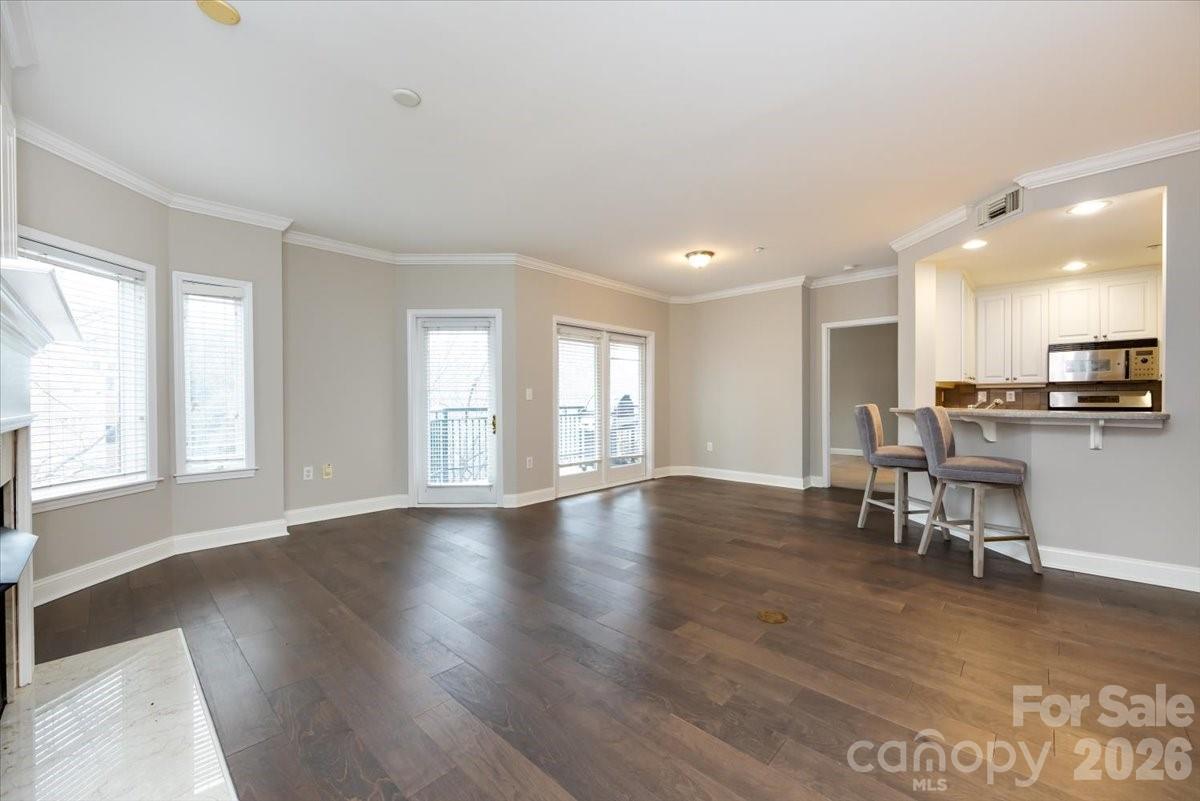 415 N Church Street Unit: 209