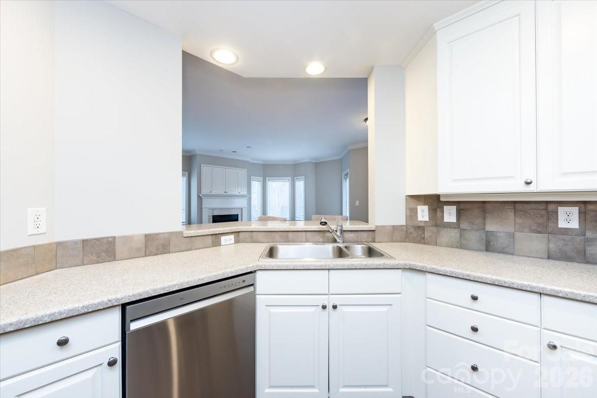 415 N Church Street Unit: 209