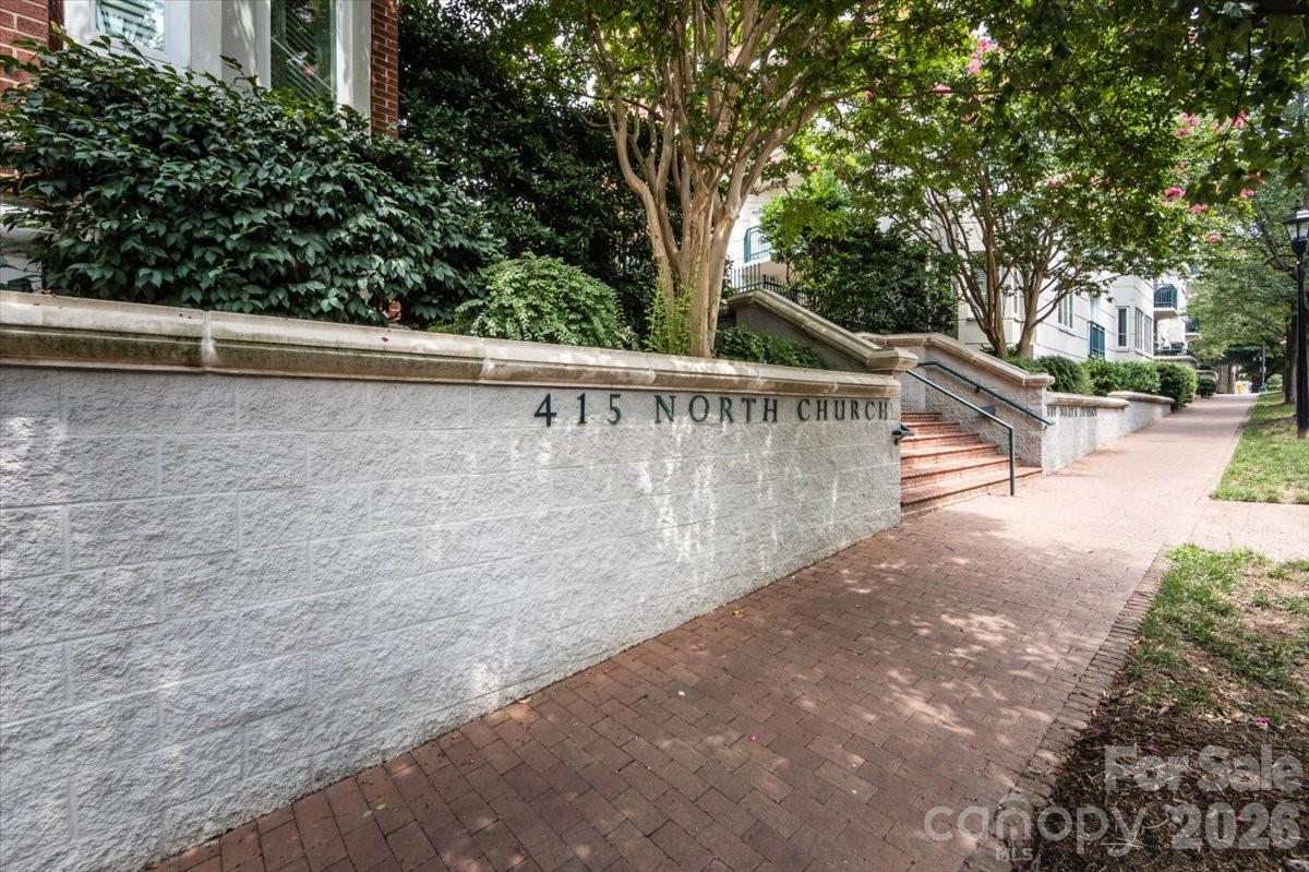 415 N Church Street Unit: 209