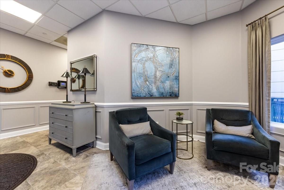 415 N Church Street Unit: 209