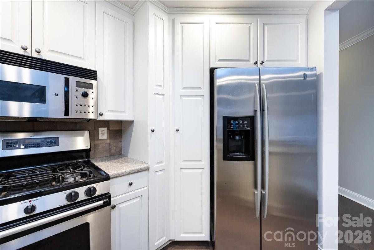 415 N Church Street Unit: 209