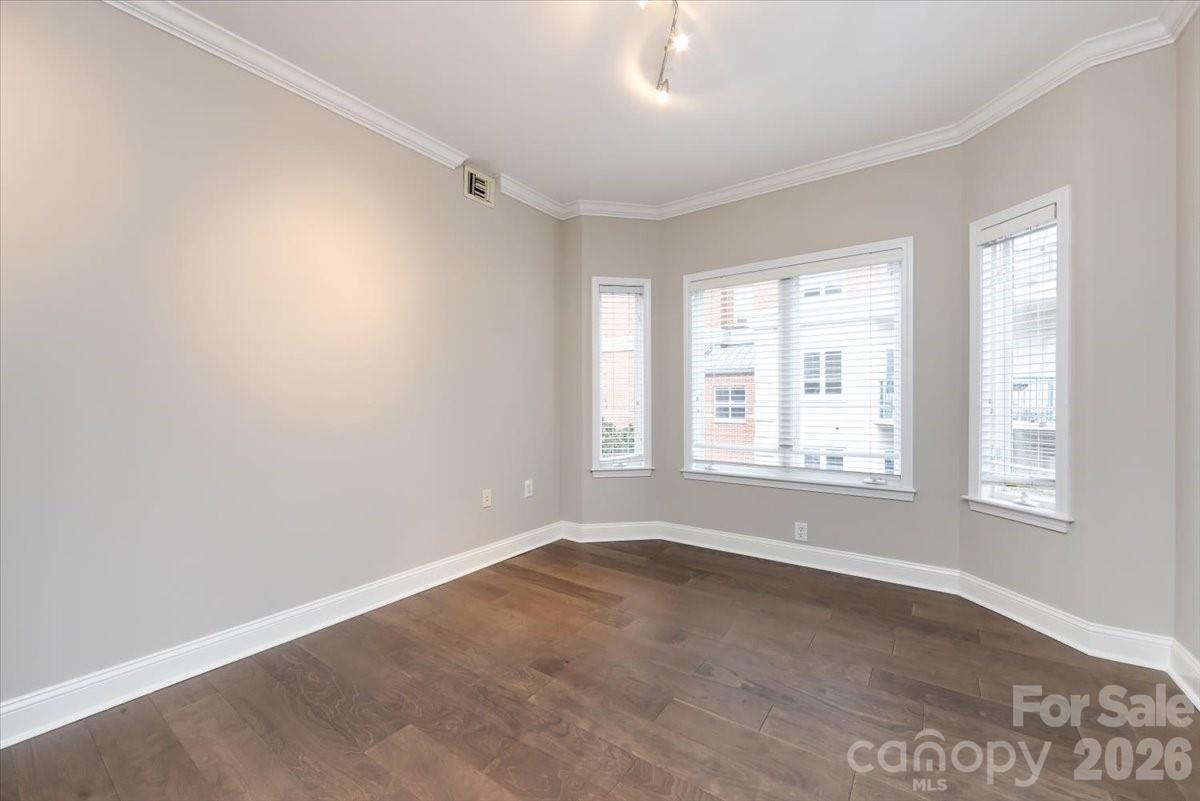 415 N Church Street Unit: 209