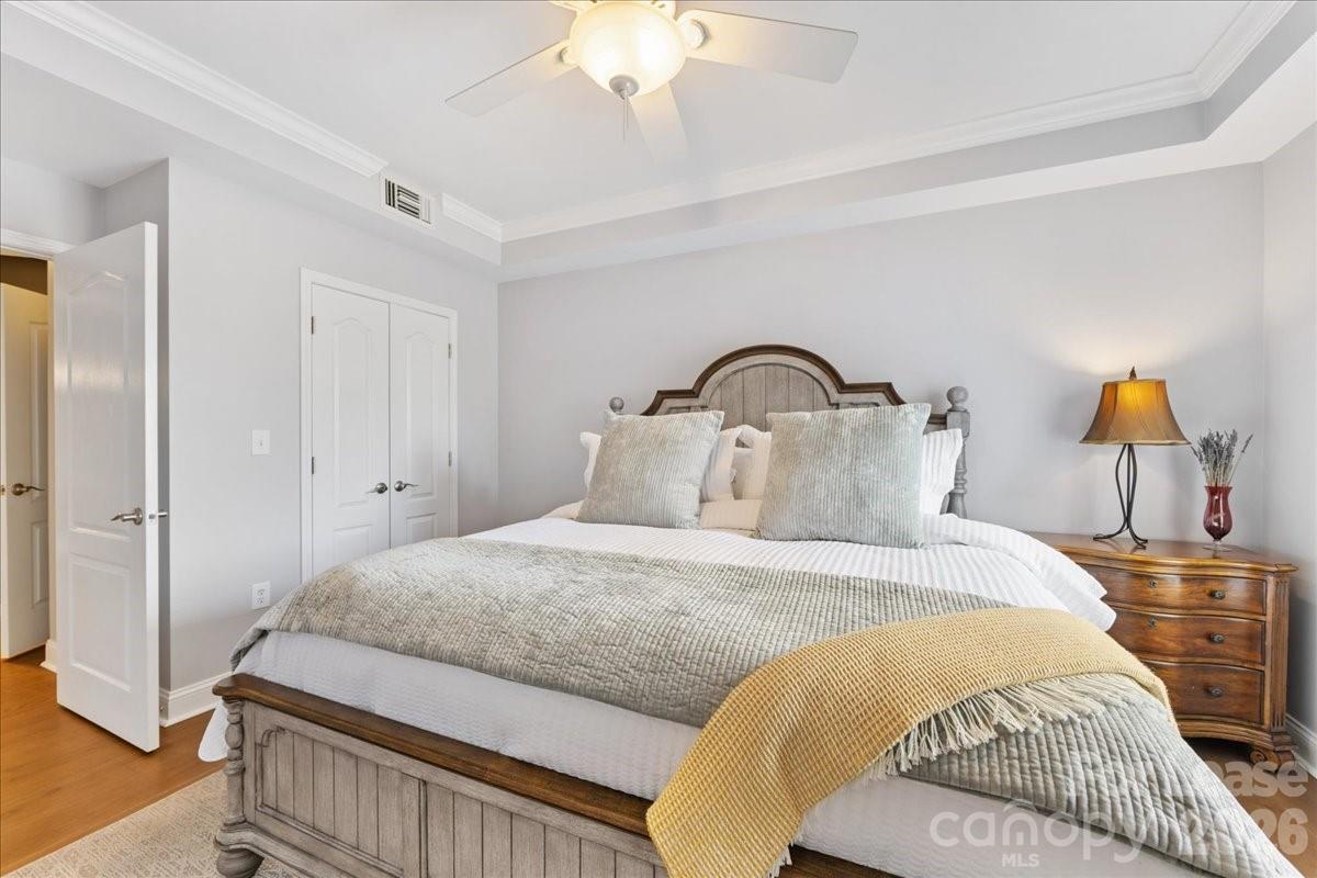 401 N Church Street Unit: 506