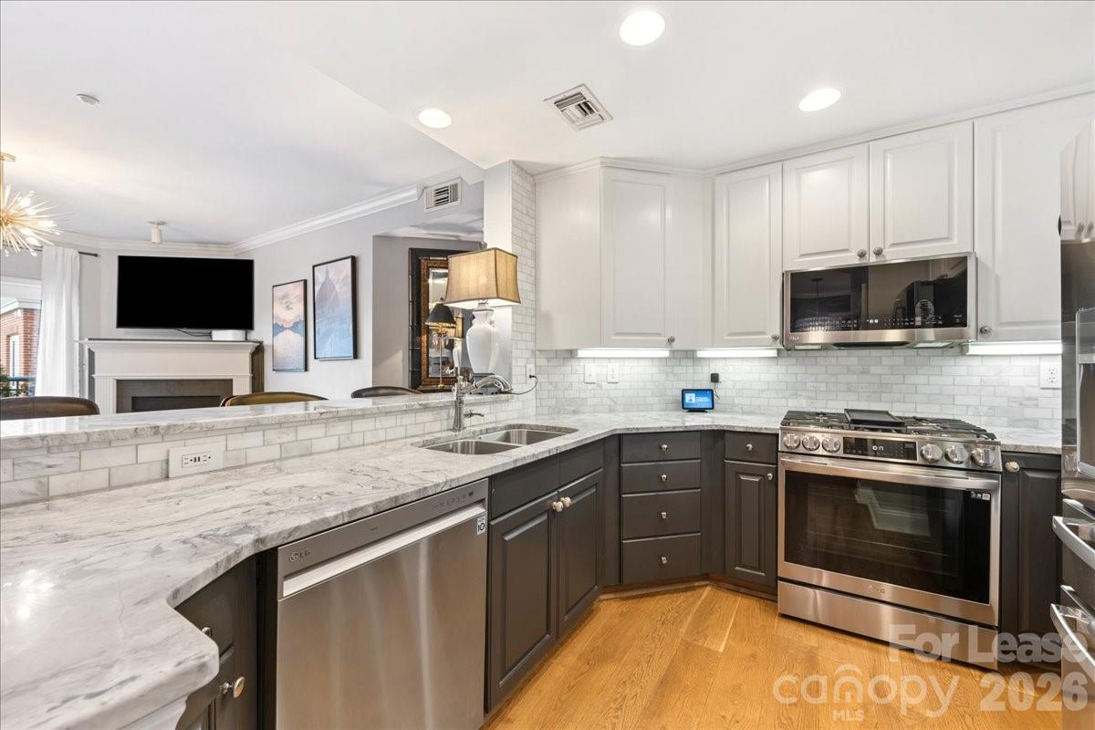 401 N Church Street Unit: 506