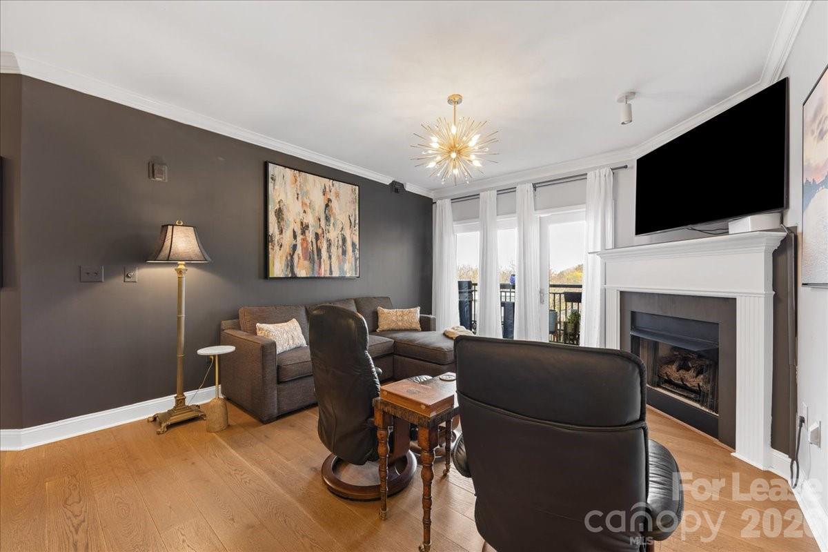 401 N Church Street Unit: 506