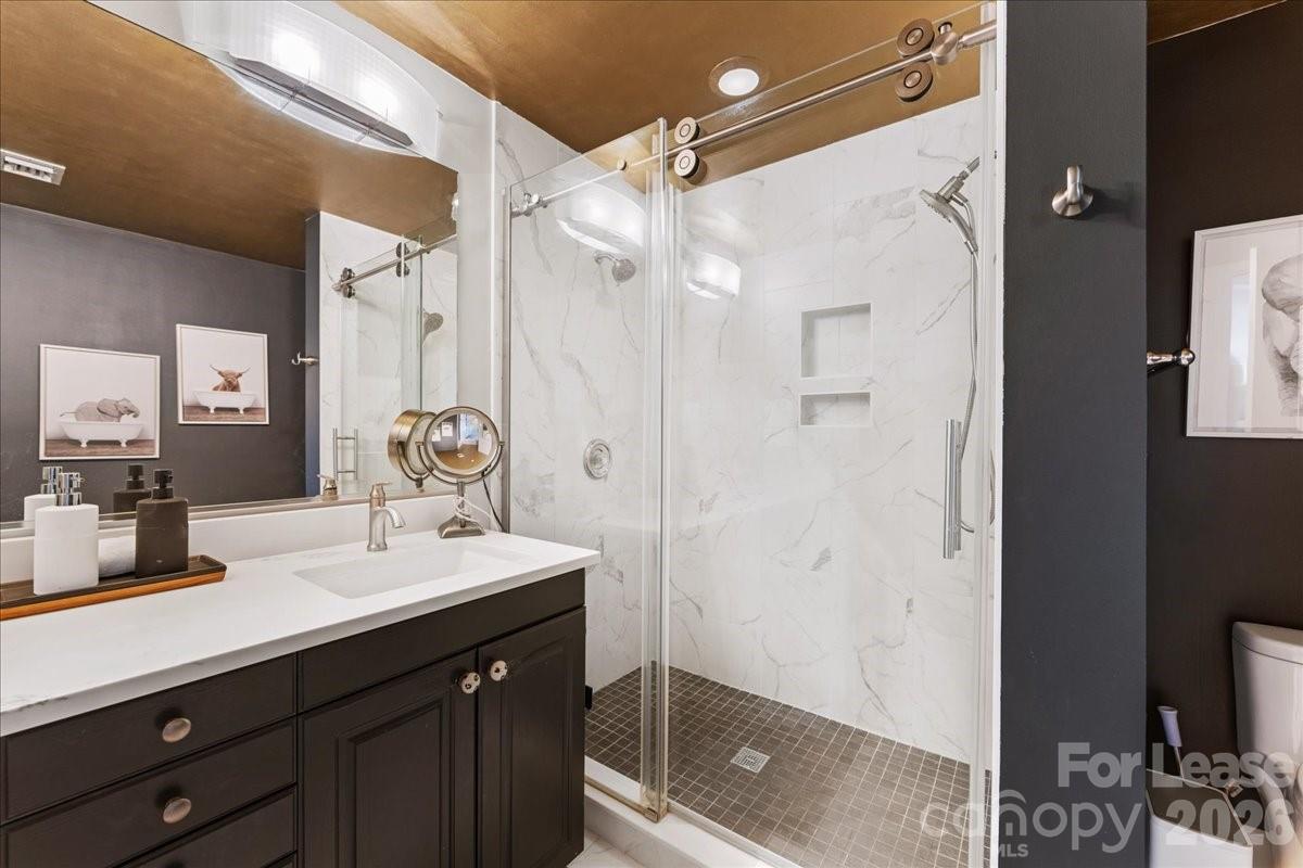 401 N Church Street Unit: 506