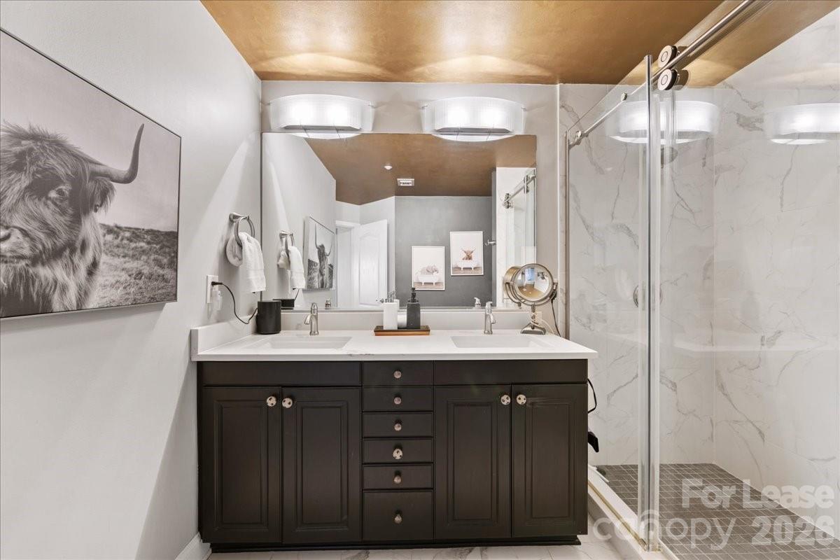 401 N Church Street Unit: 506