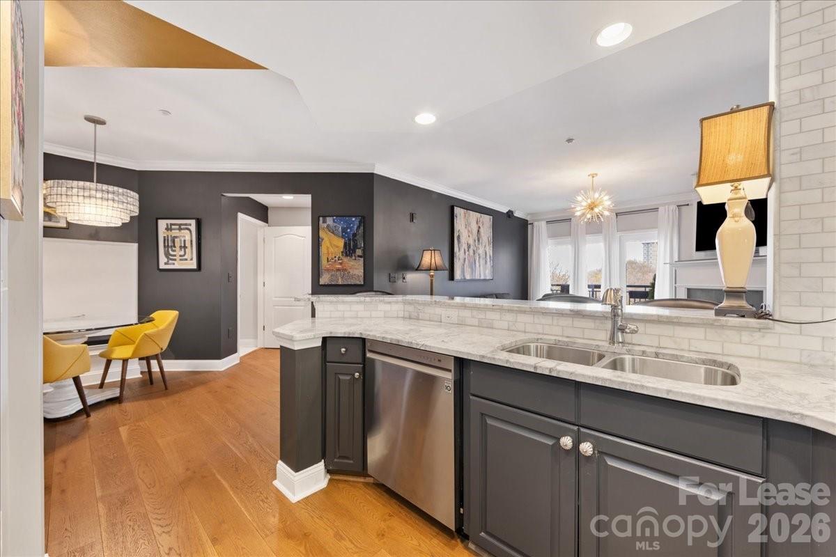 401 N Church Street Unit: 506