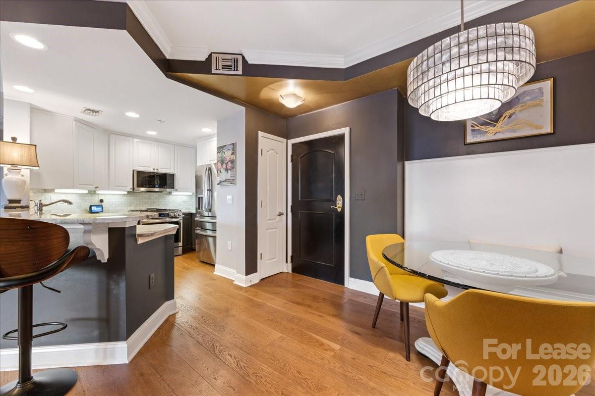 401 N Church Street Unit: 506