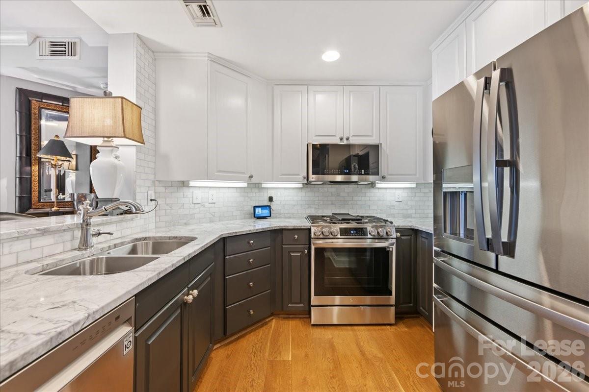 401 N Church Street Unit: 506