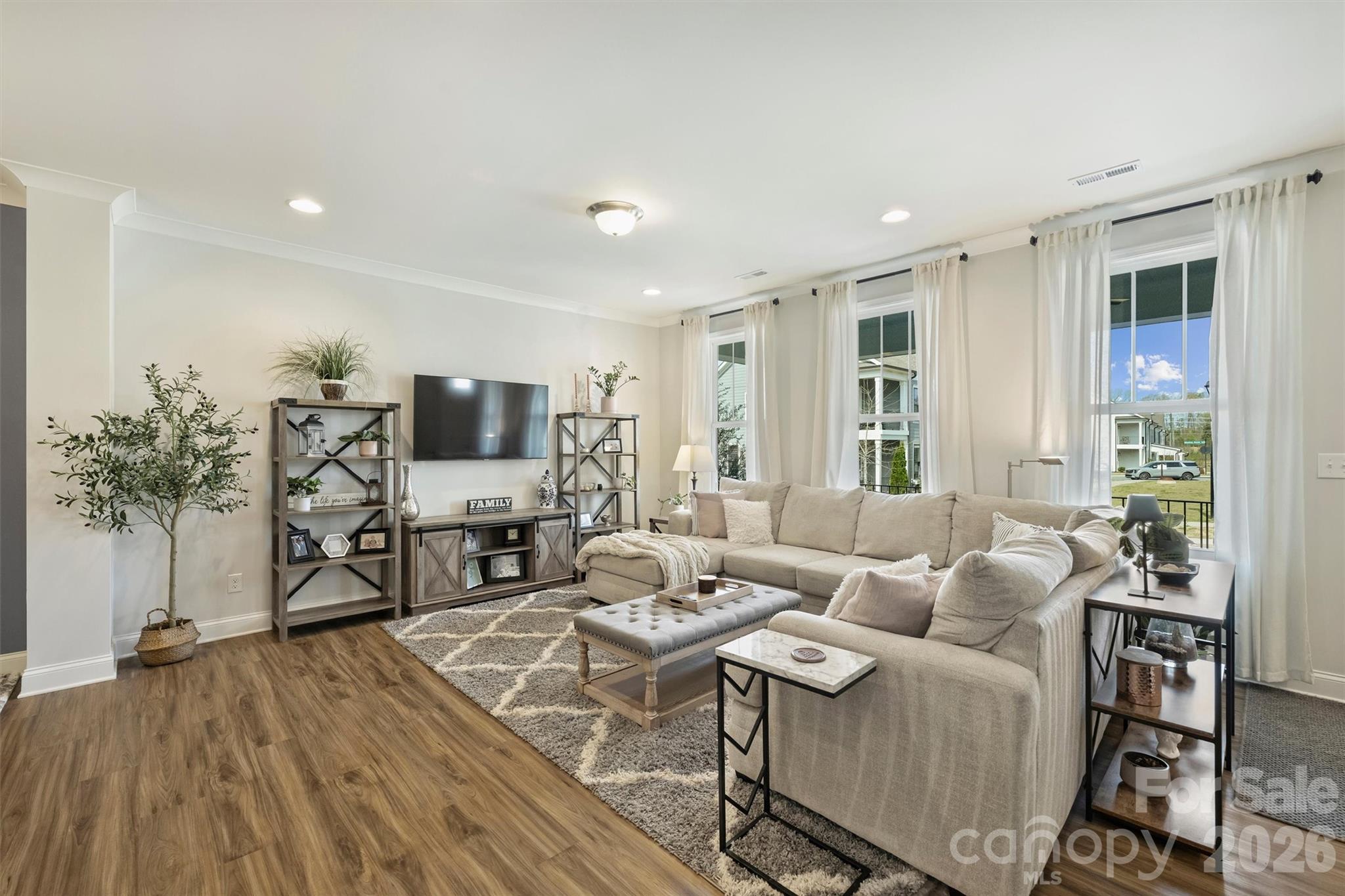 10195 Rainier Trail Drive NW