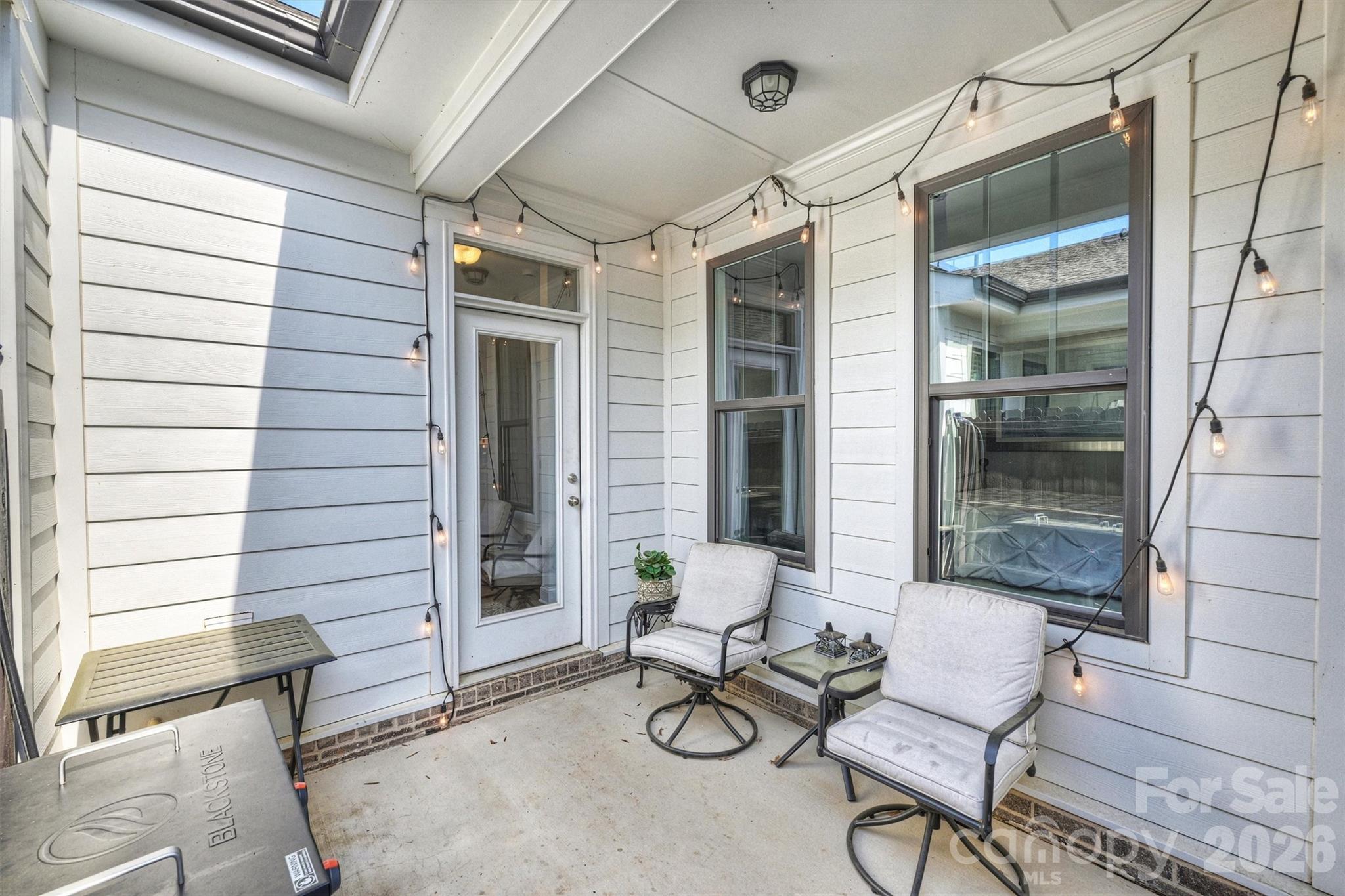 10195 Rainier Trail Drive NW