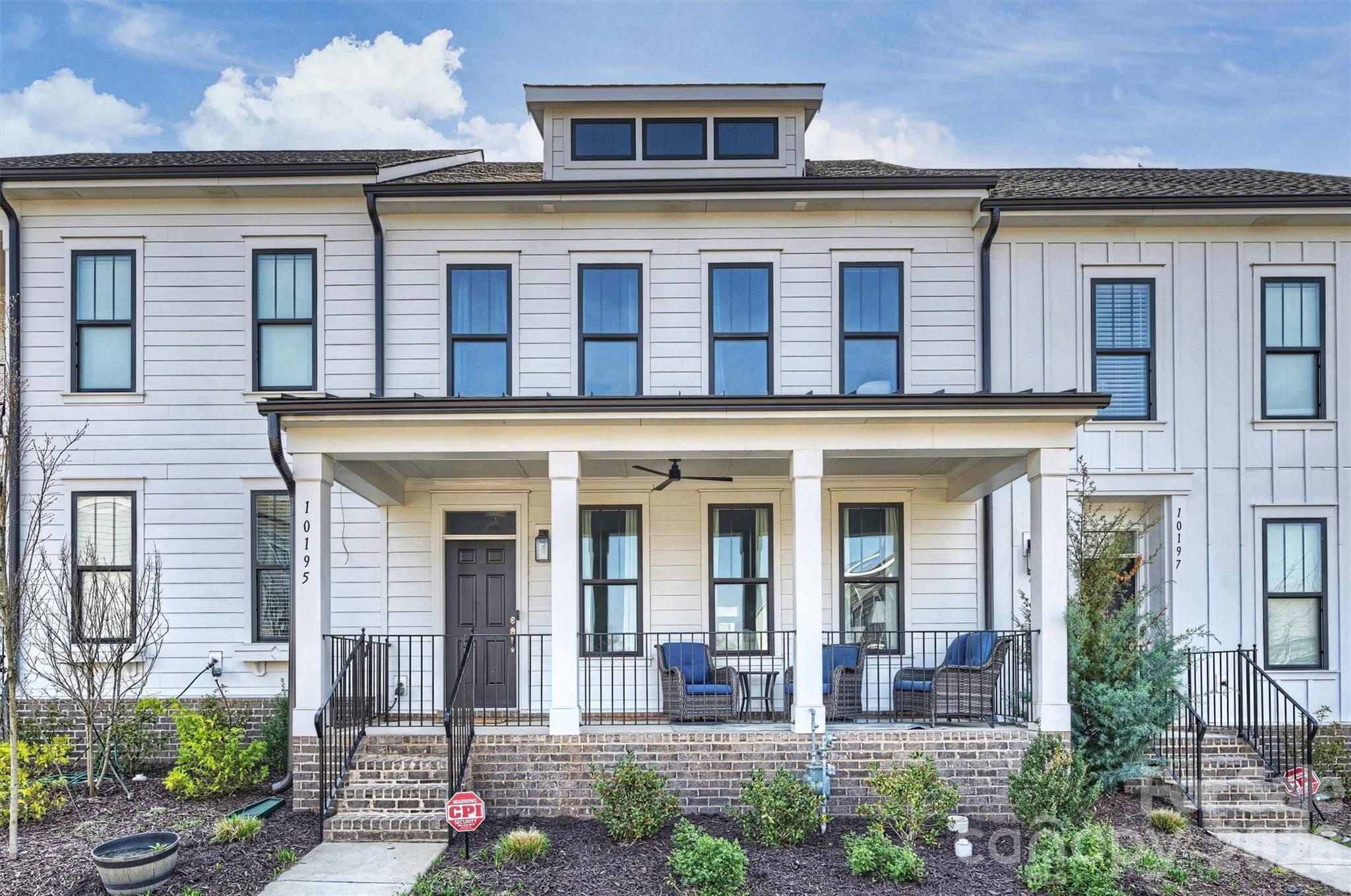 10195 Rainier Trail Drive NW