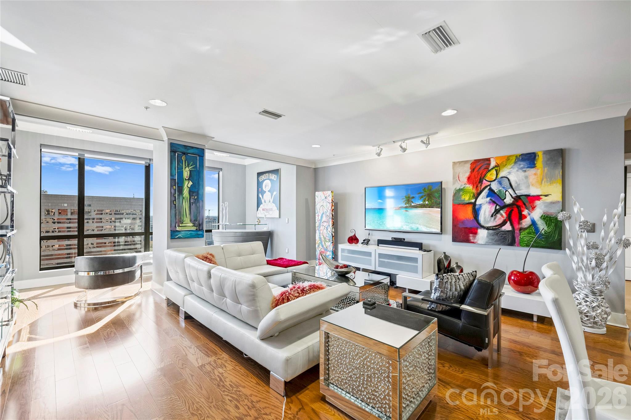 222 S Caldwell Street Unit: 1612