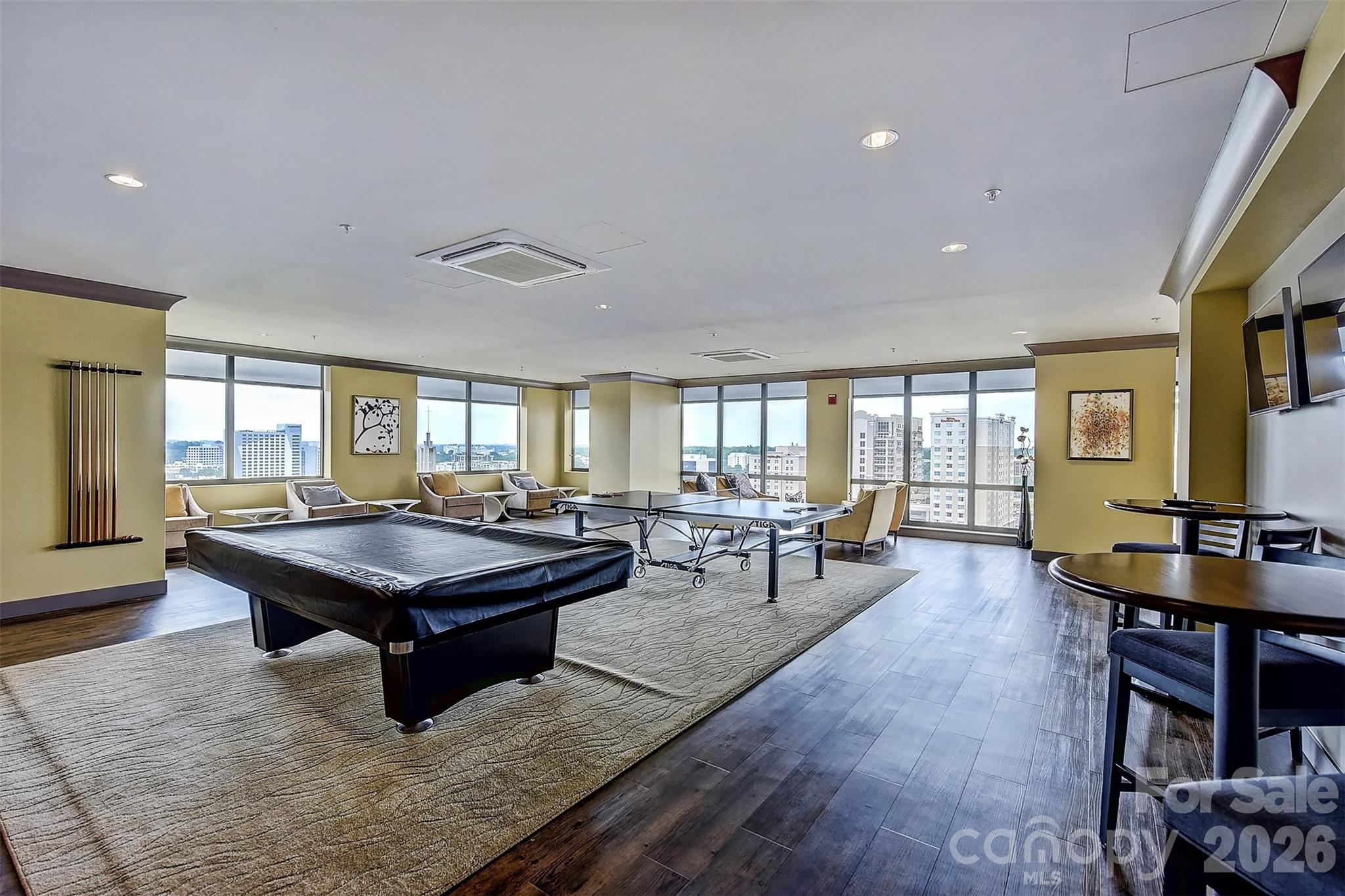 222 S Caldwell Street Unit: 1612