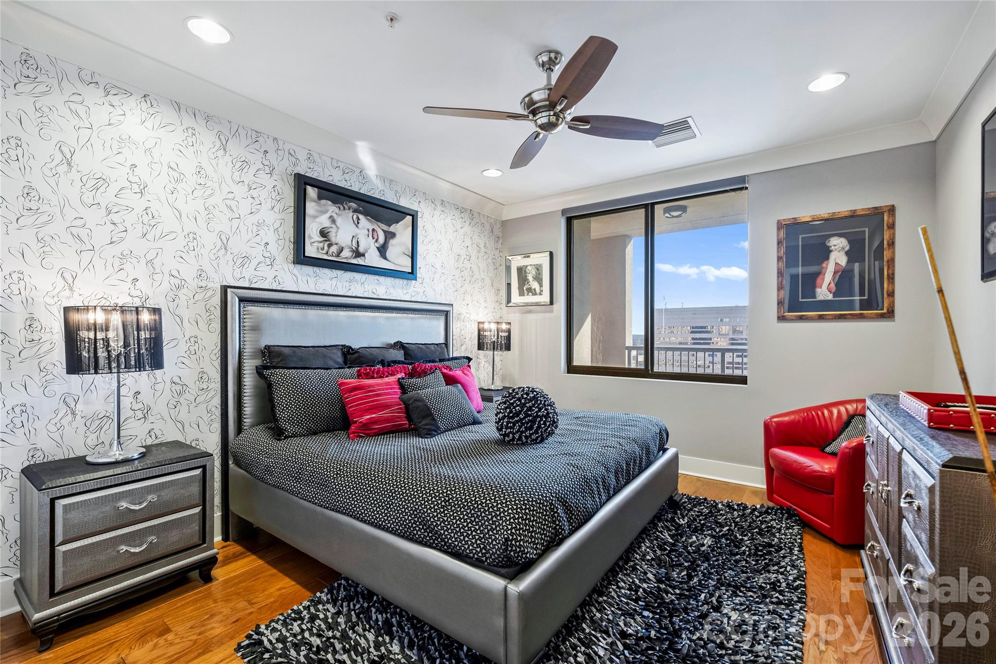 222 S Caldwell Street Unit: 1612