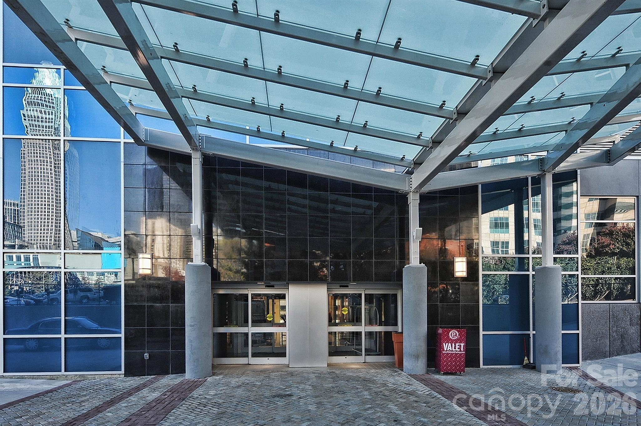 222 S Caldwell Street Unit: 1612