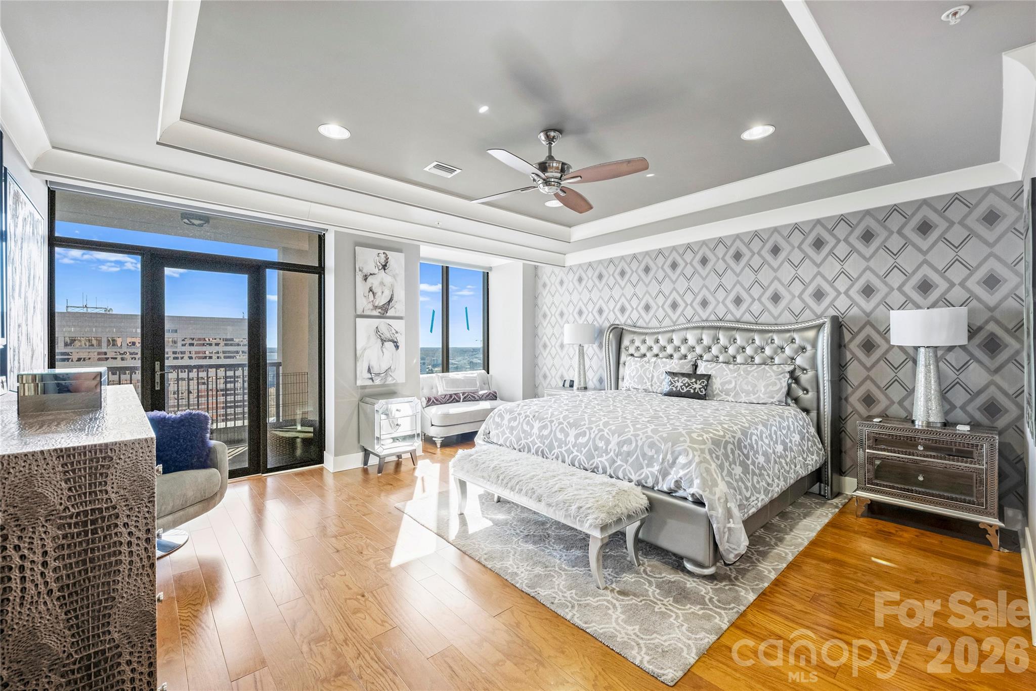 222 S Caldwell Street Unit: 1612