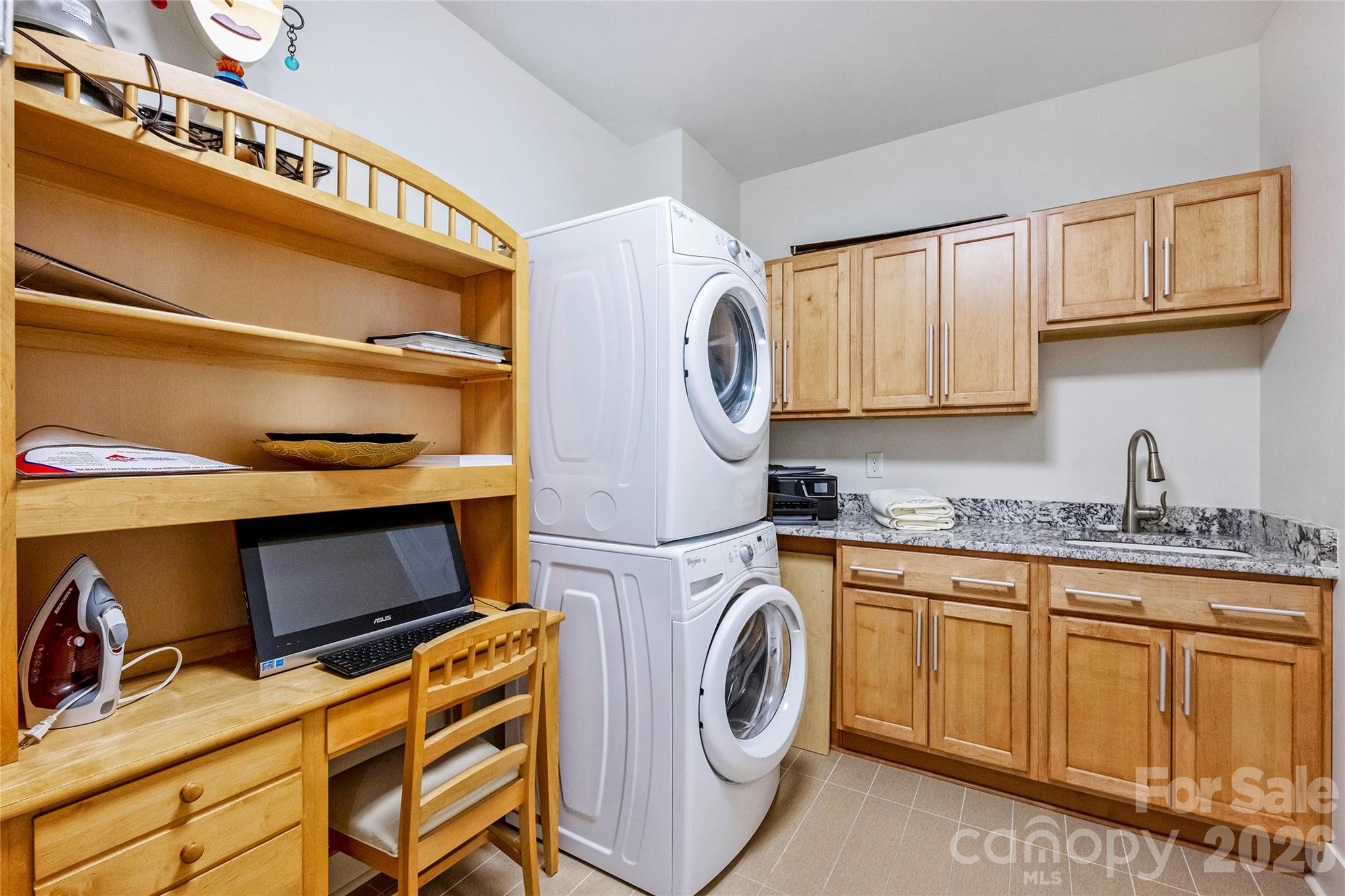 222 S Caldwell Street Unit: 1612