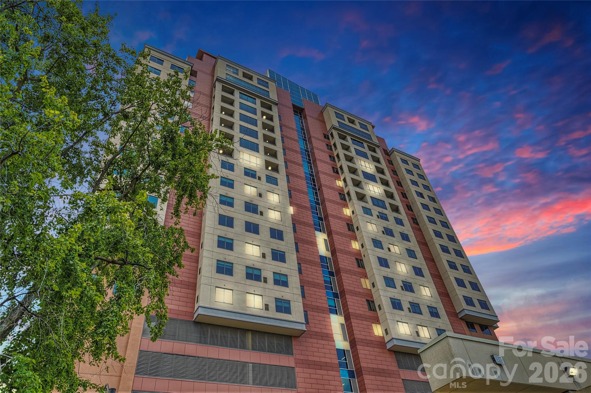 222 S Caldwell Street Unit: 1612