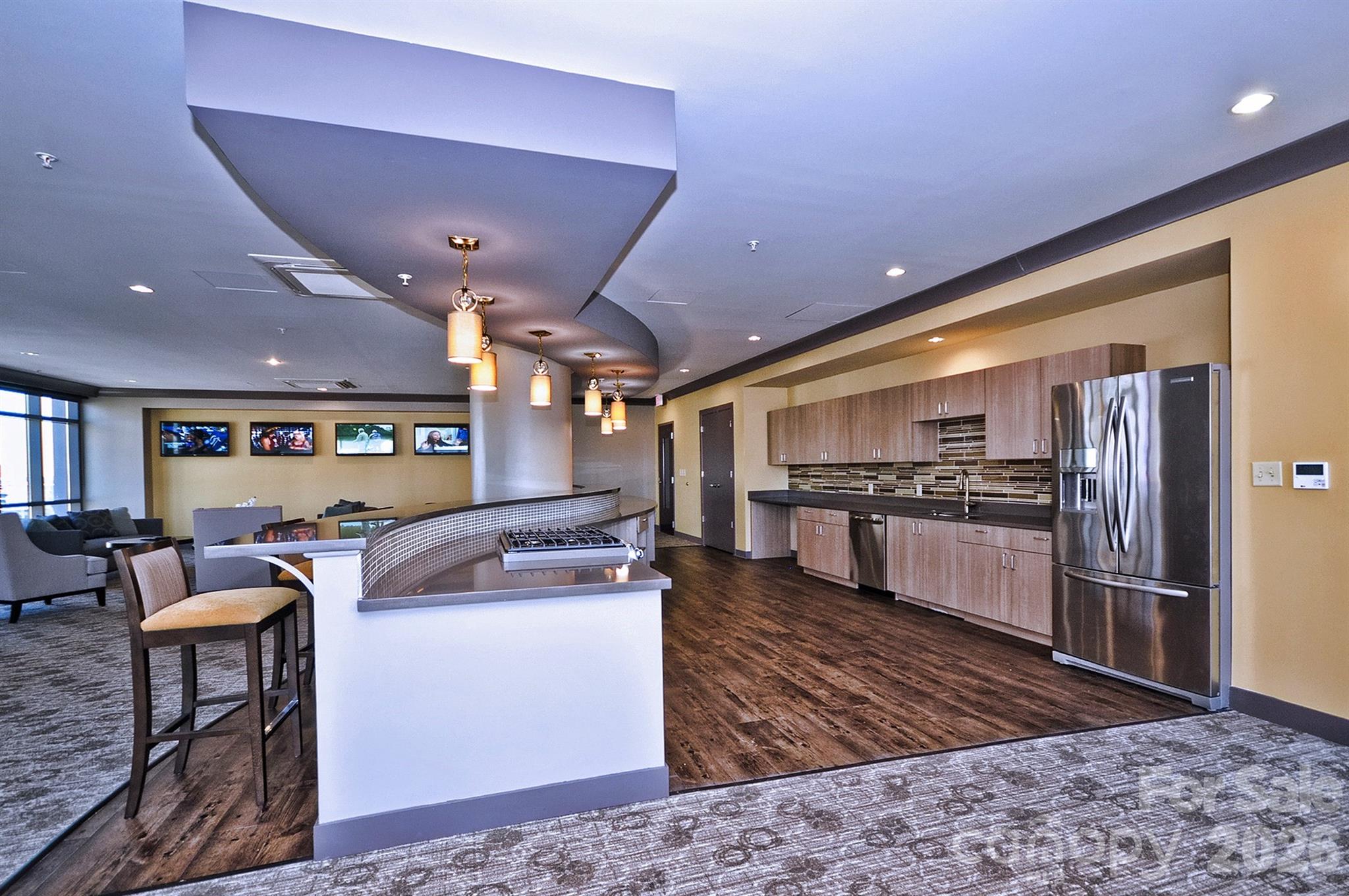 222 S Caldwell Street Unit: 1612