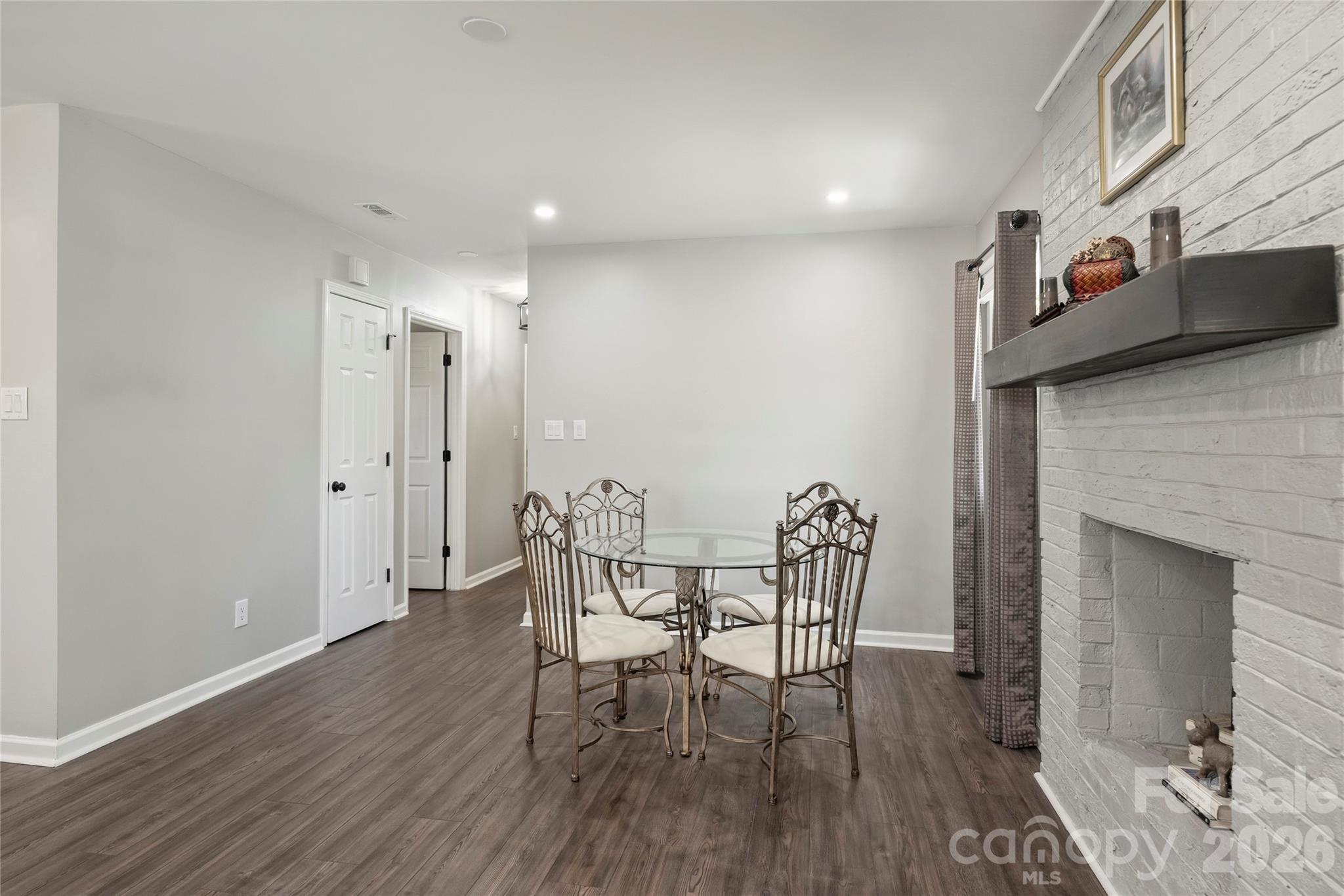 3724 Cobbleridge Drive