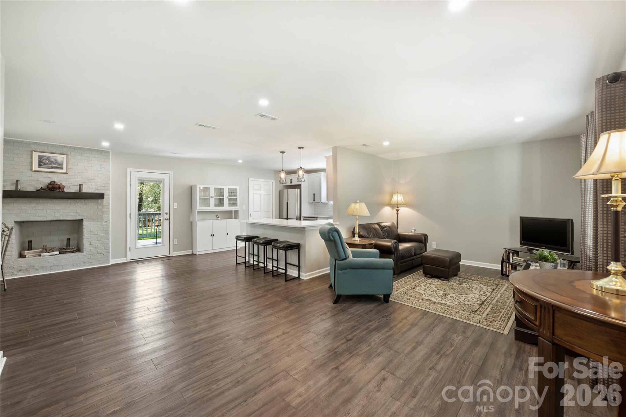 3724 Cobbleridge Drive