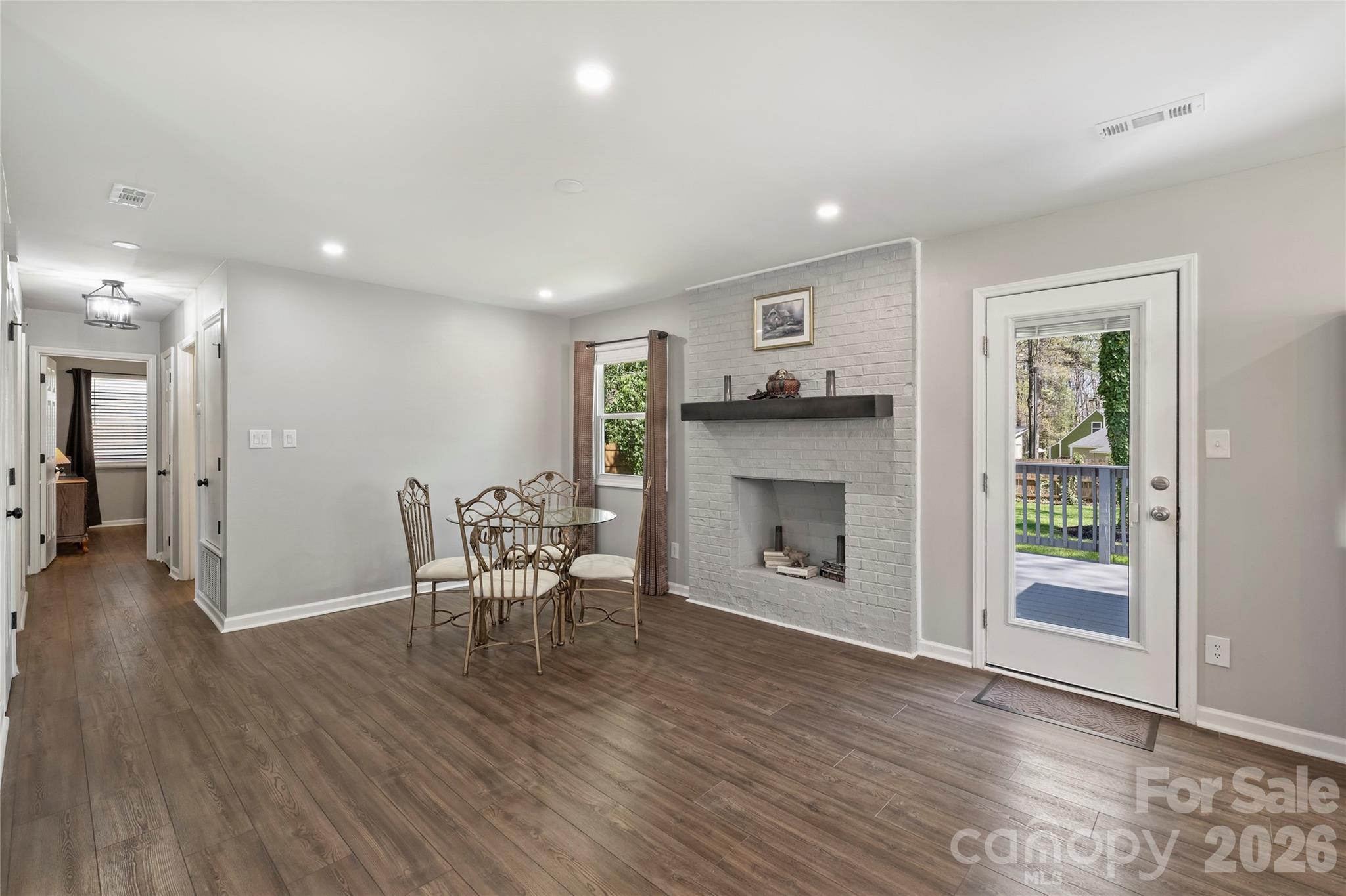 3724 Cobbleridge Drive