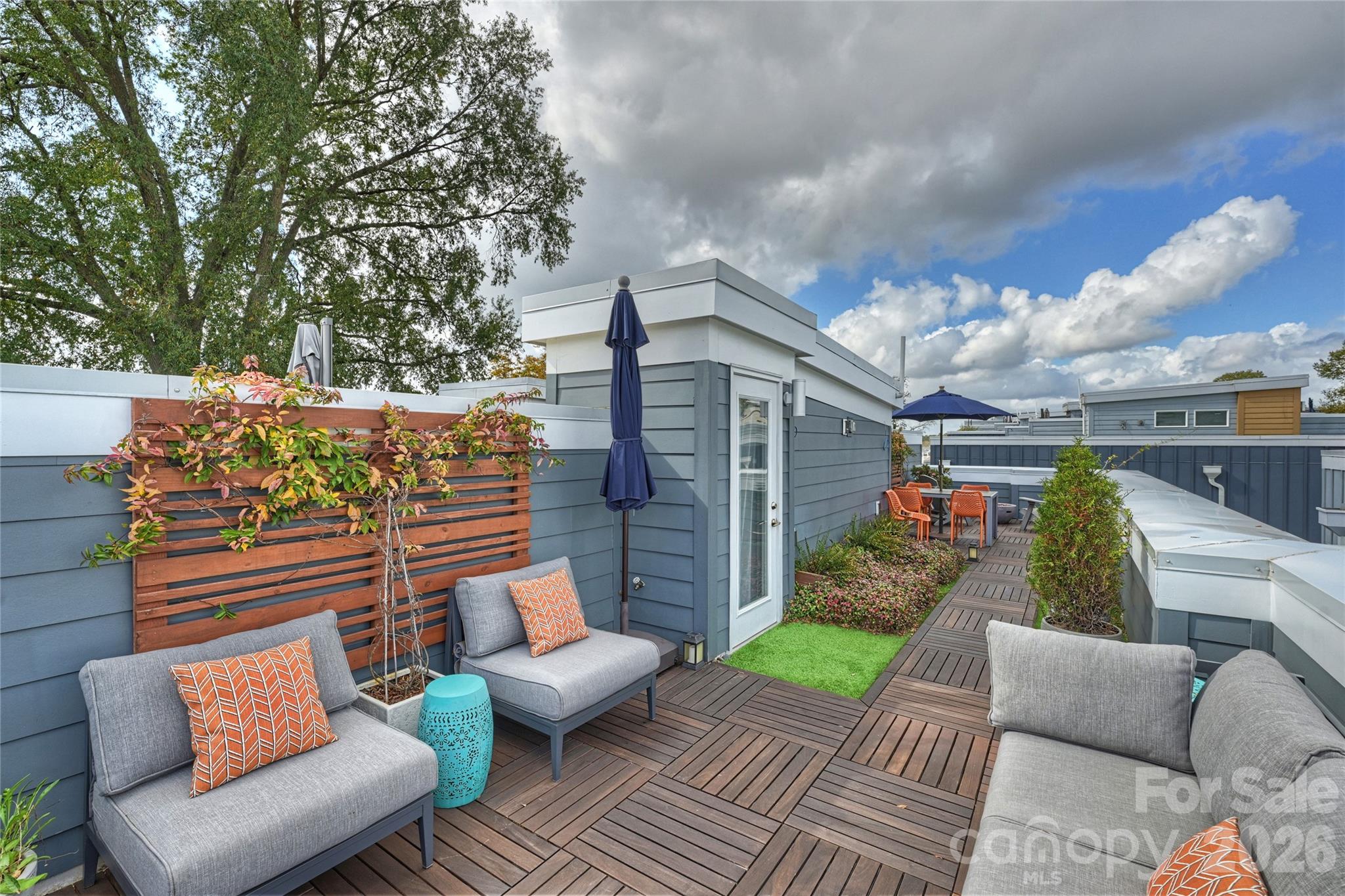 1651 Duckworth Avenue