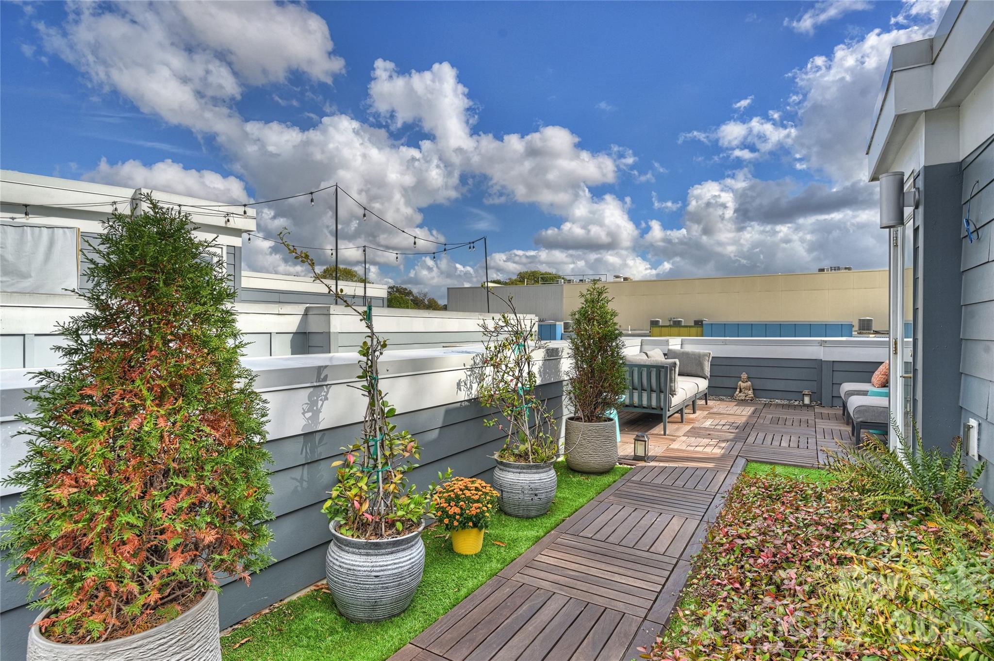 1651 Duckworth Avenue