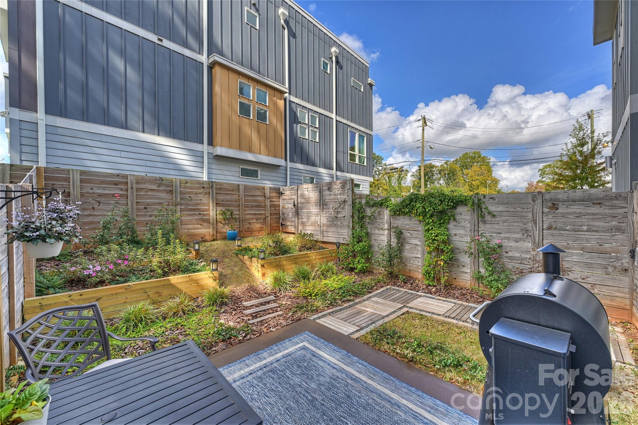 1651 Duckworth Avenue