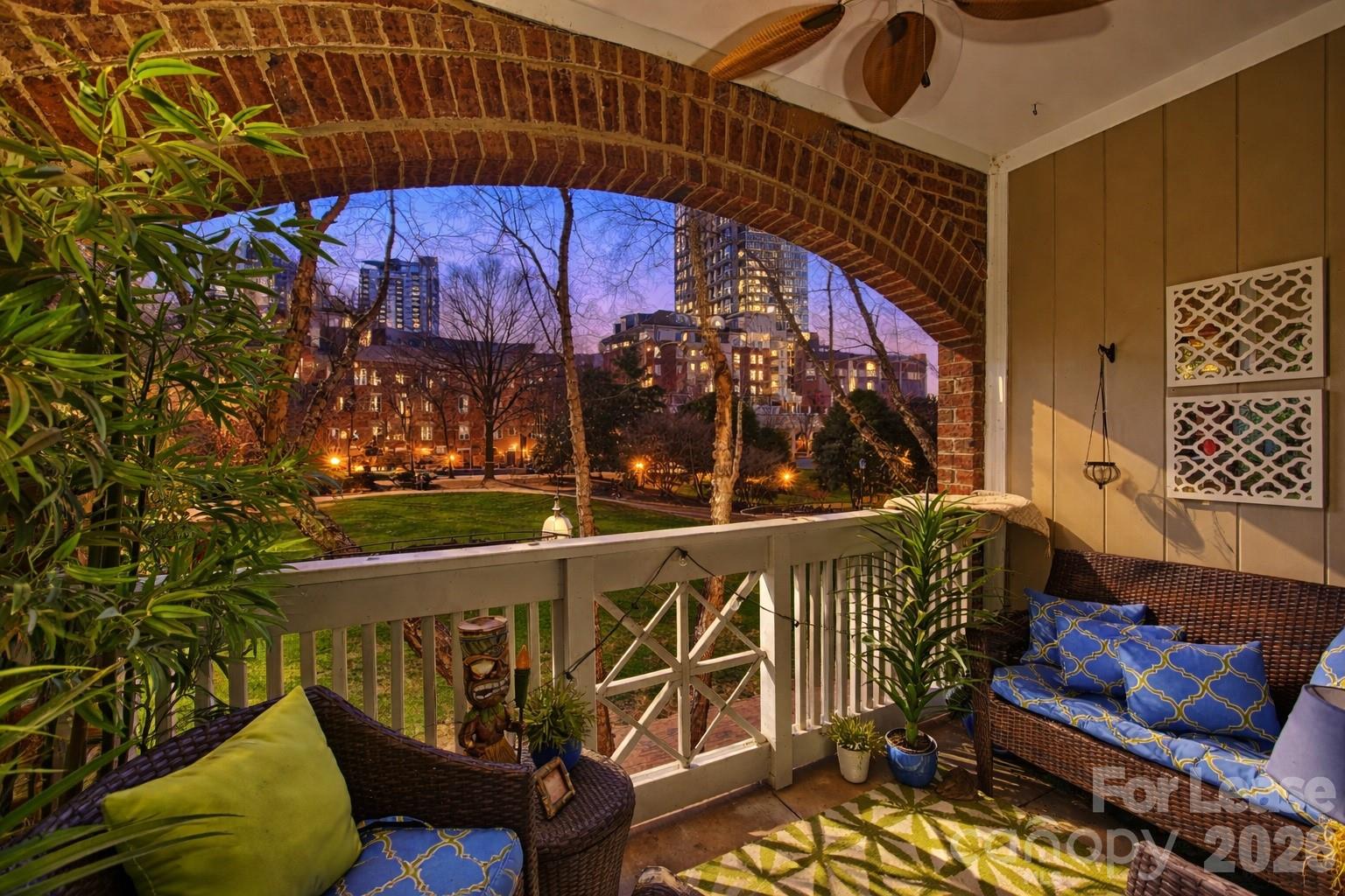 343 W 7th Street