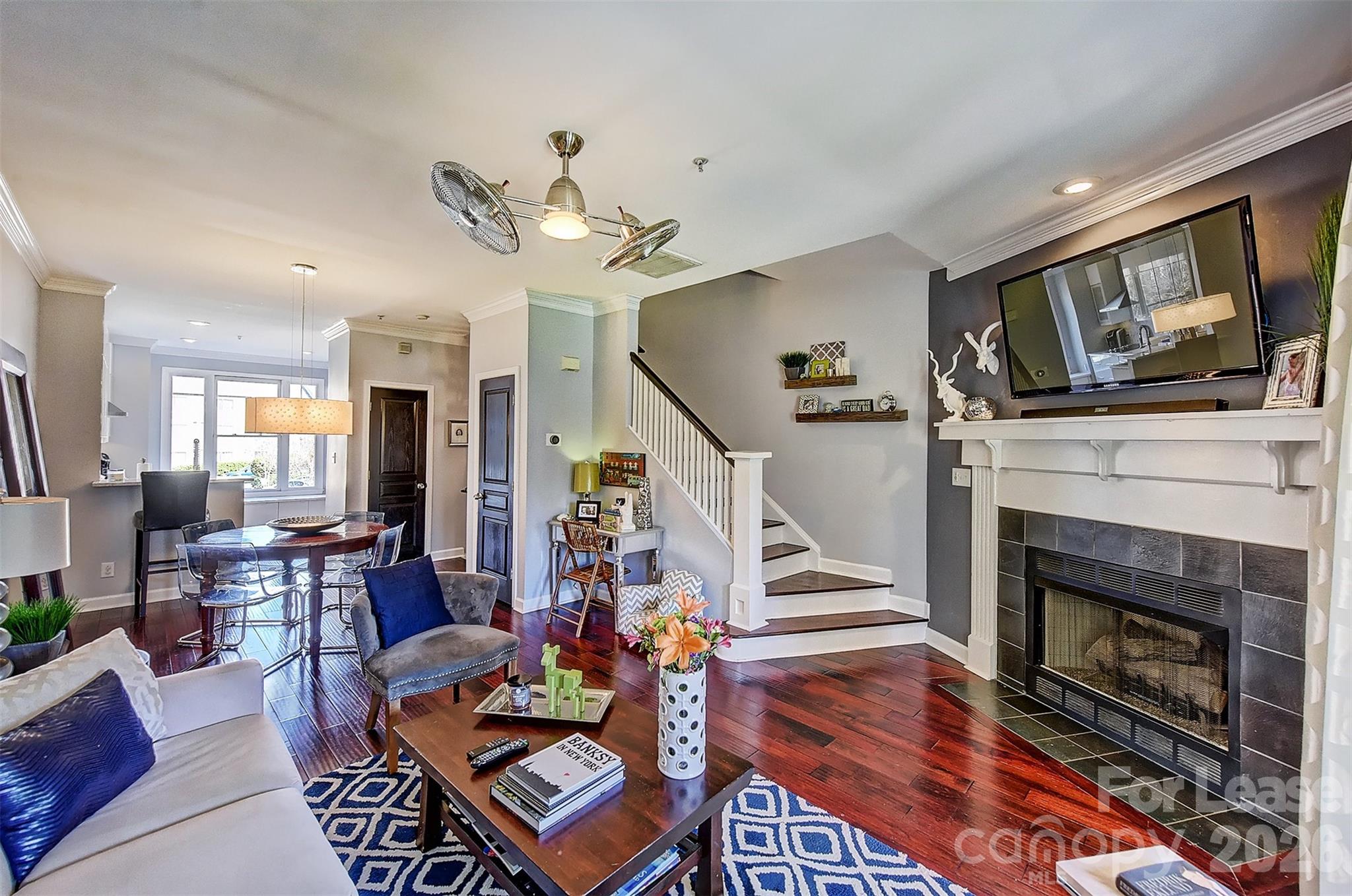 343 W 7th Street