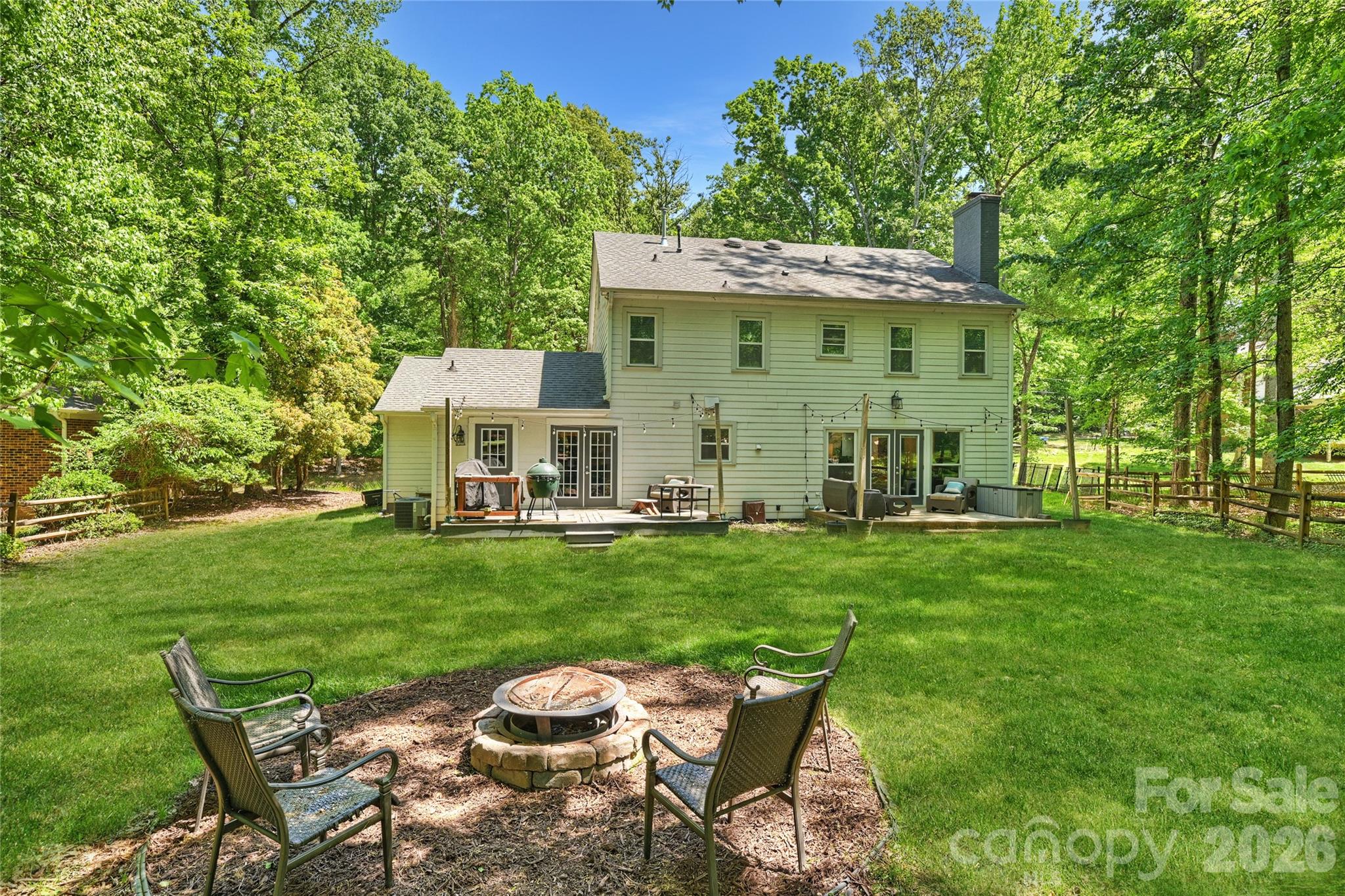 5525 Lancelot Drive