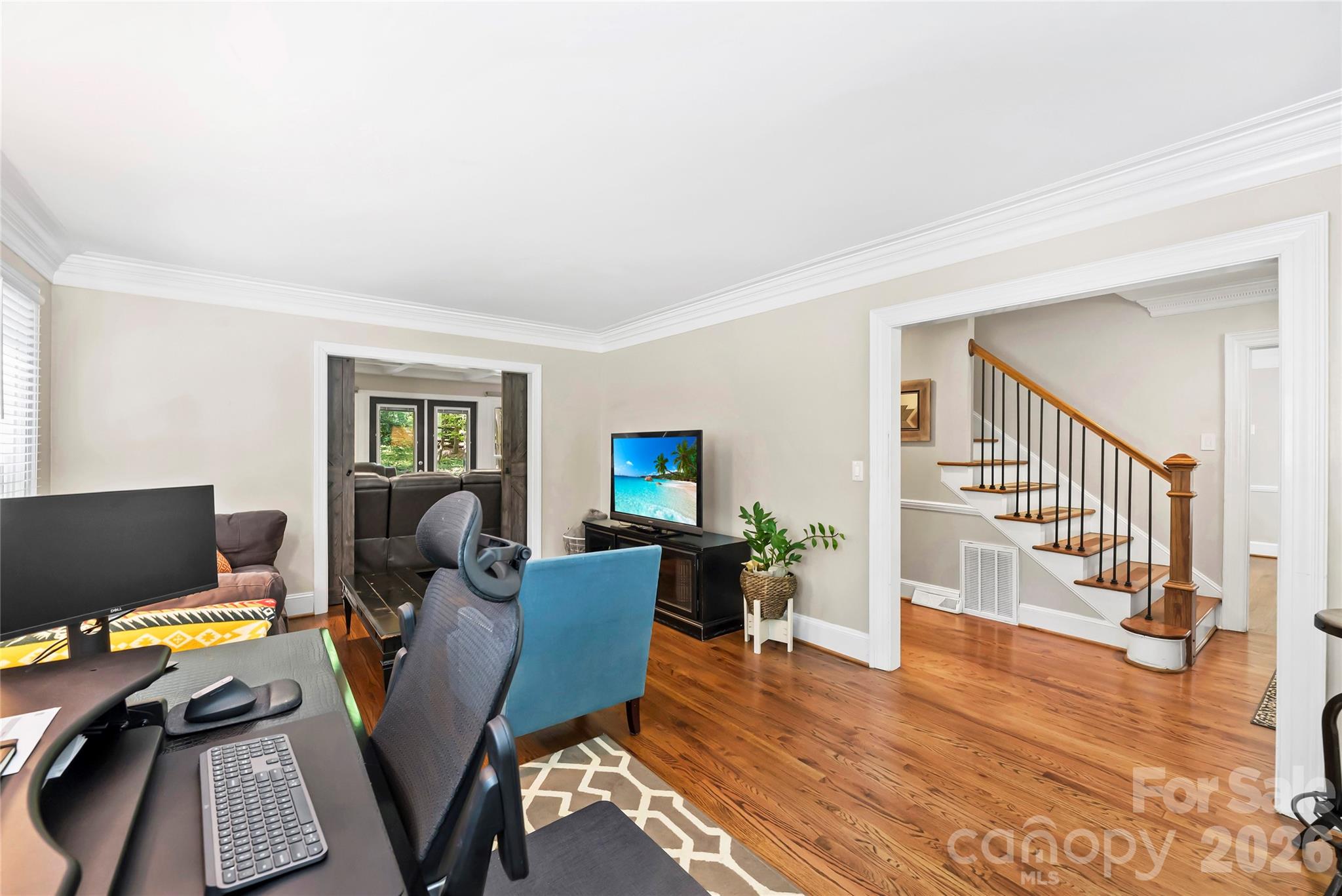 5525 Lancelot Drive