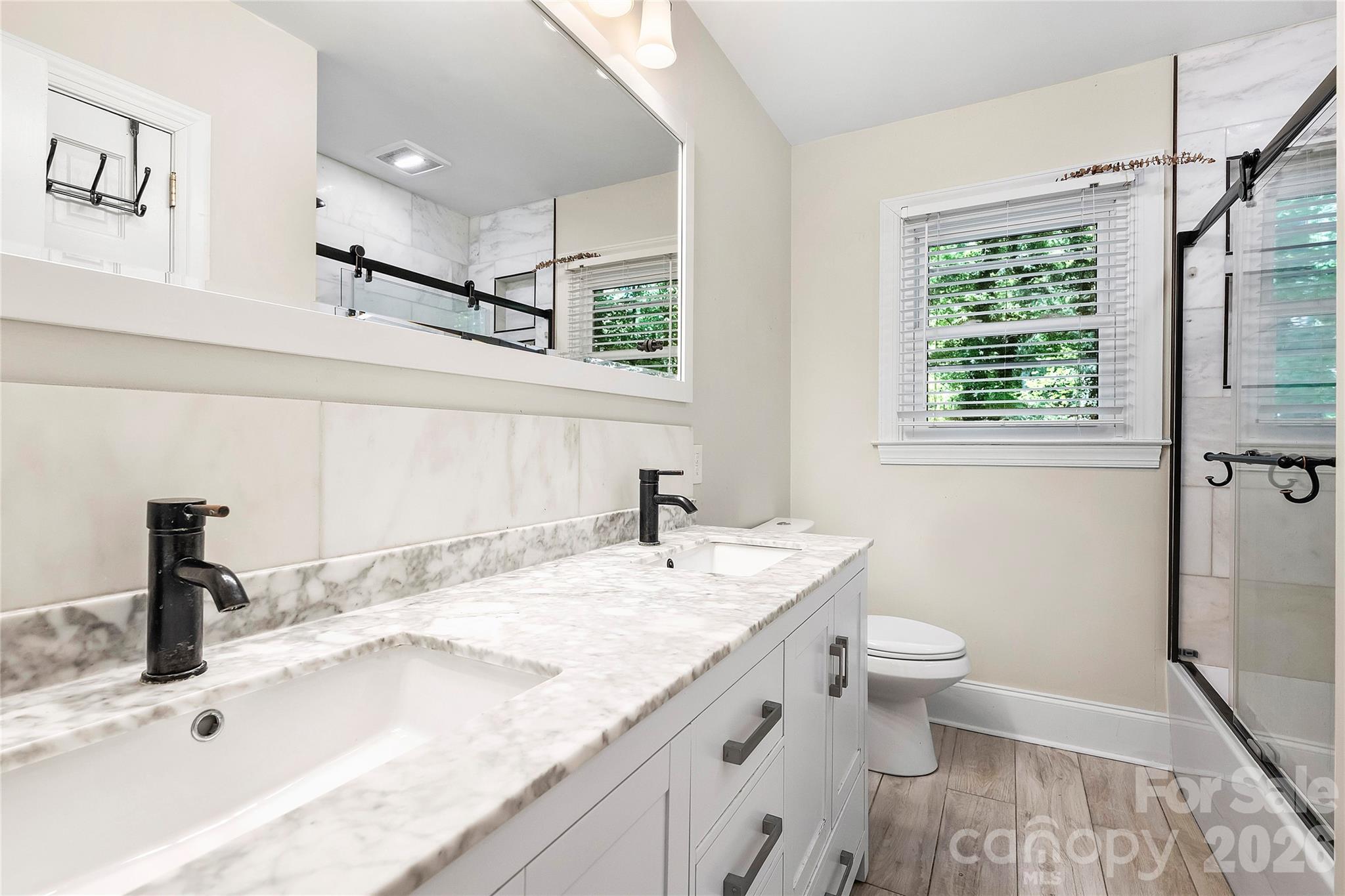5525 Lancelot Drive