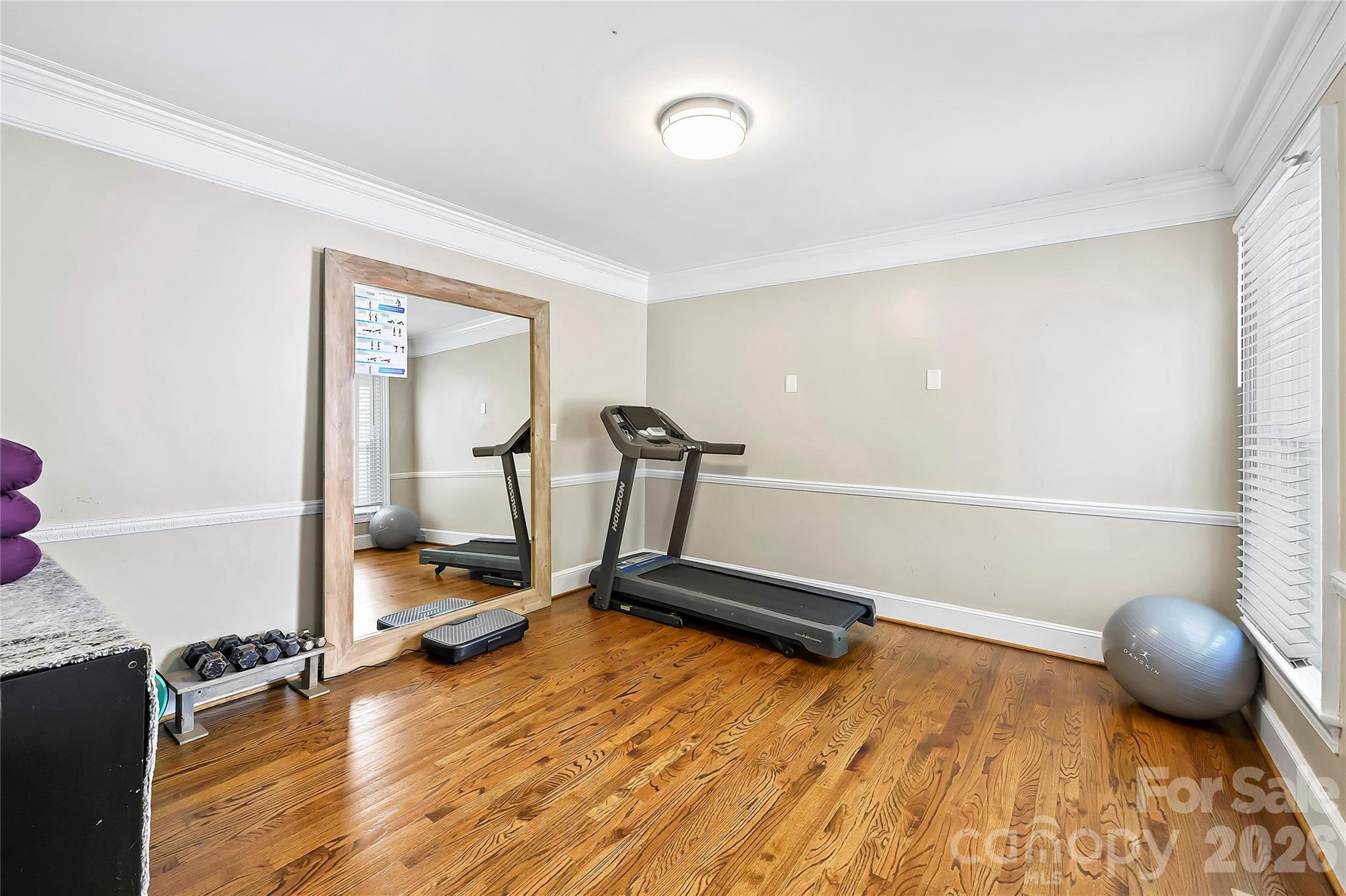 5525 Lancelot Drive