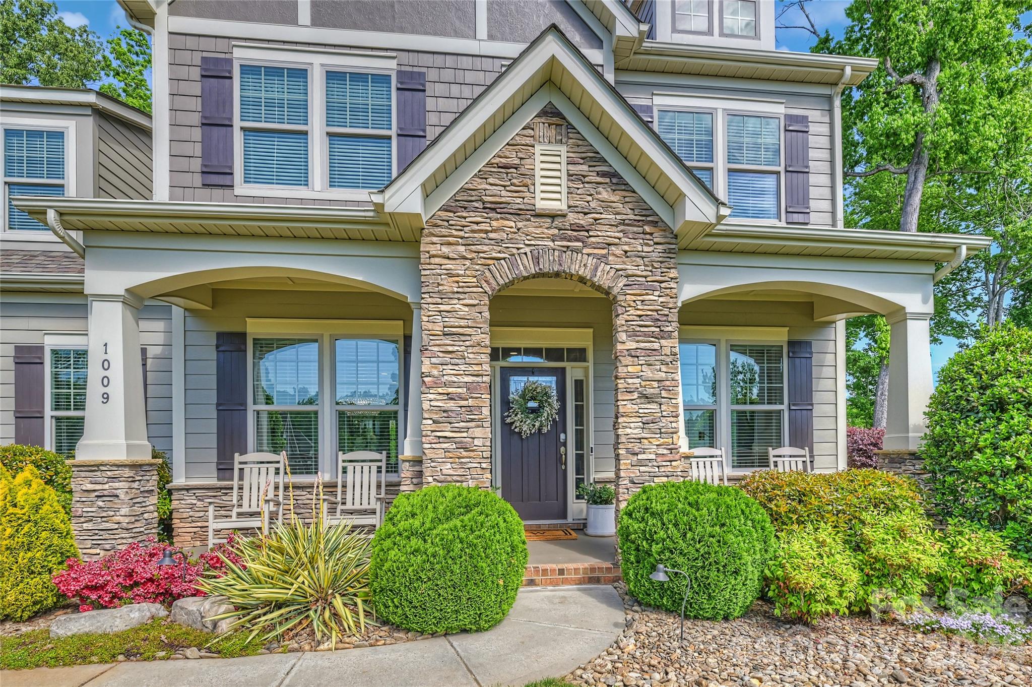 1009 Marlebone Court